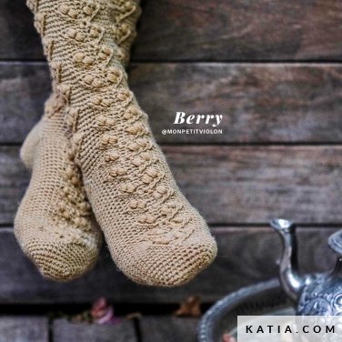 patron tricoter tricot crochet chaussettes chaussettes longues automne hiver katia 5010 7 p