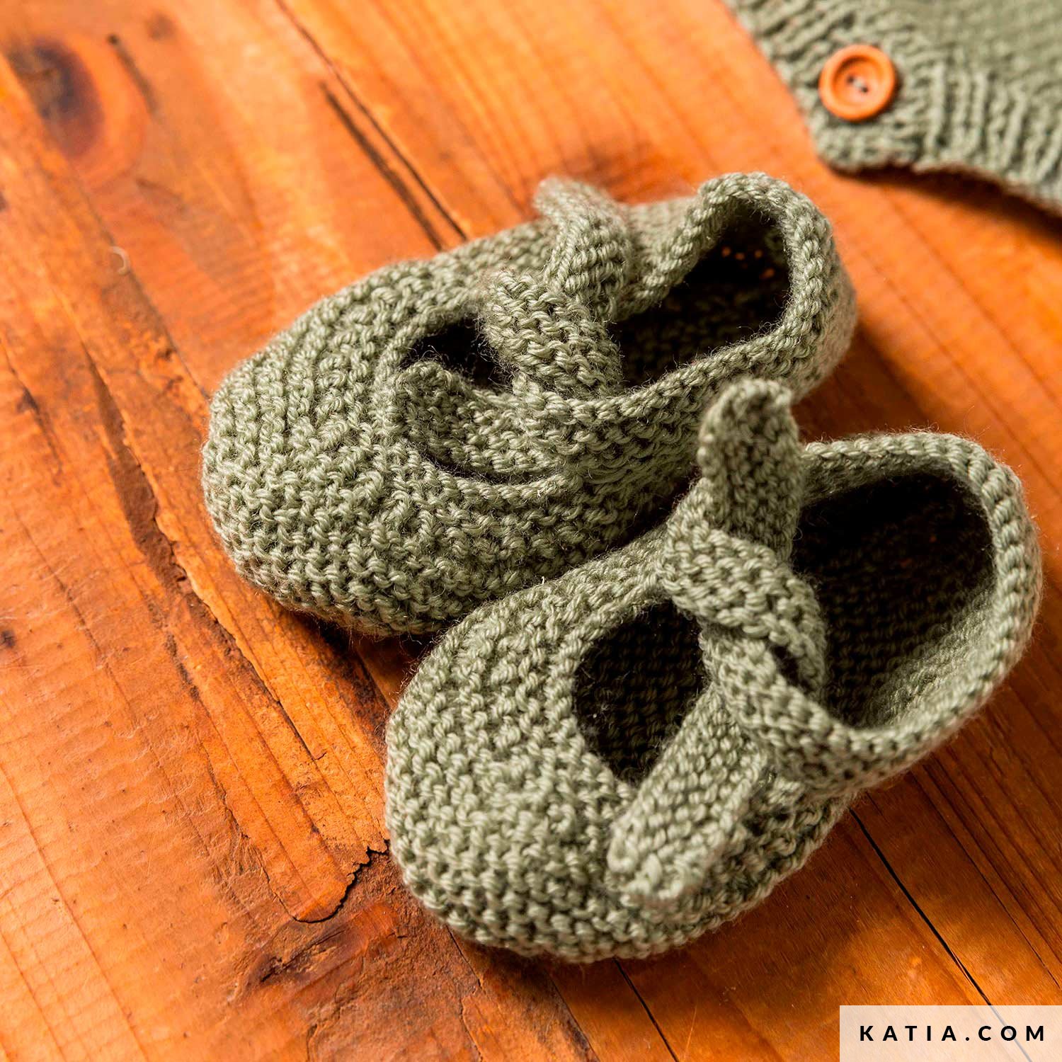 pattern knit crochet baby set autumn winter katia 6187 24 02 g