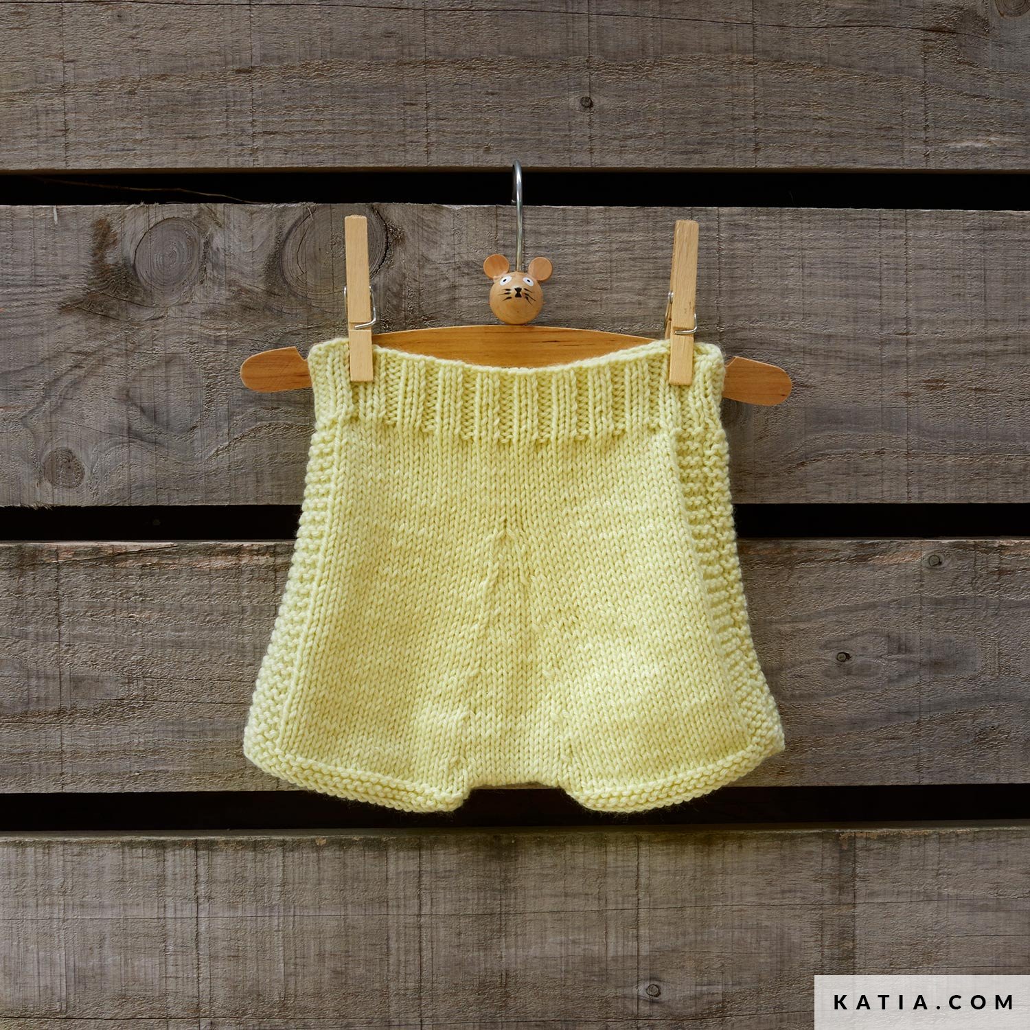 patron tricoter tricot crochet layette shorts printemps ete katia 6195 28 g