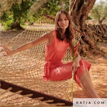 modello di cucito vestito con drappeggio e nodo davanti 27a 5519 katia p