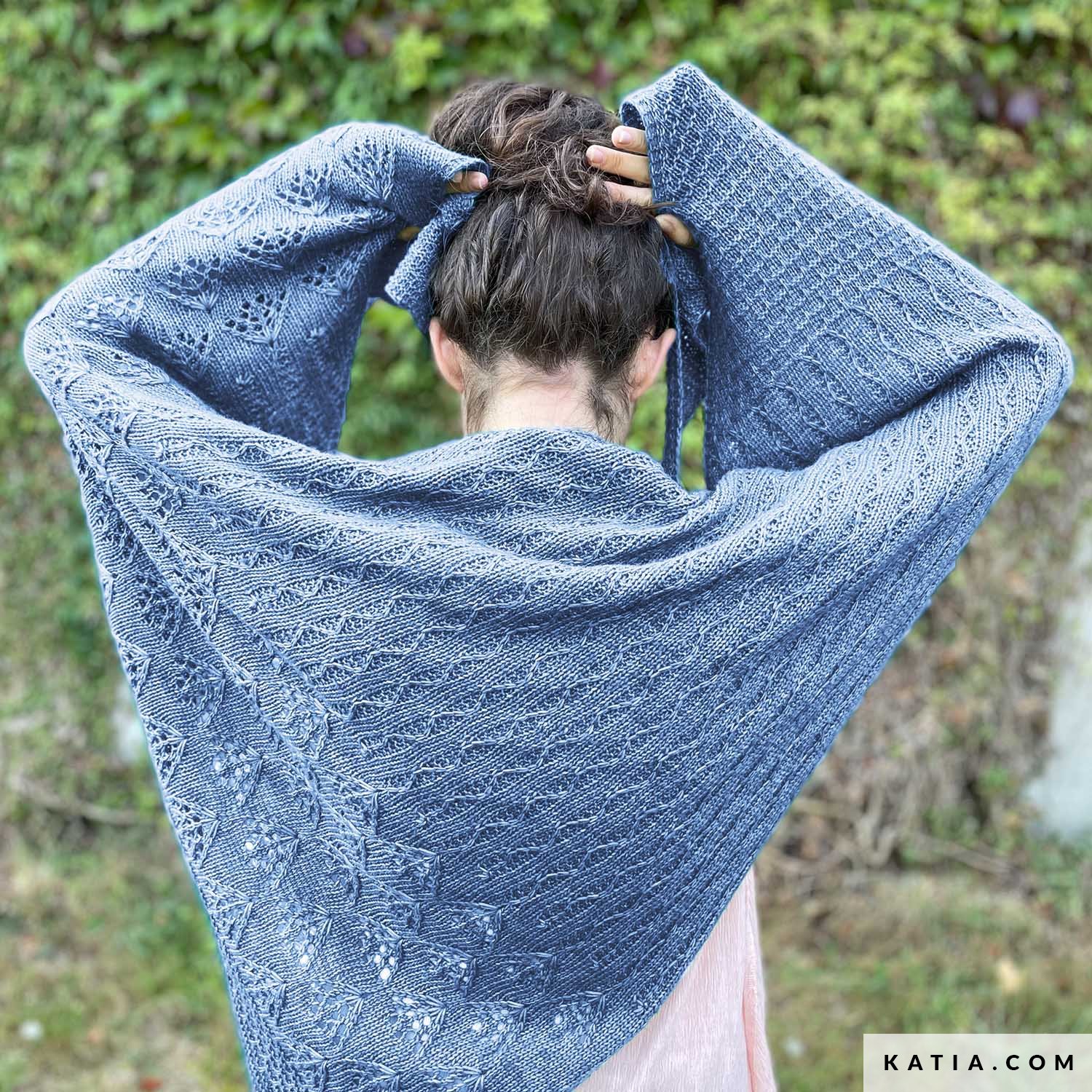 Lora Shawl kit by @xamalo85 with Cotton-Merino Fine O/S