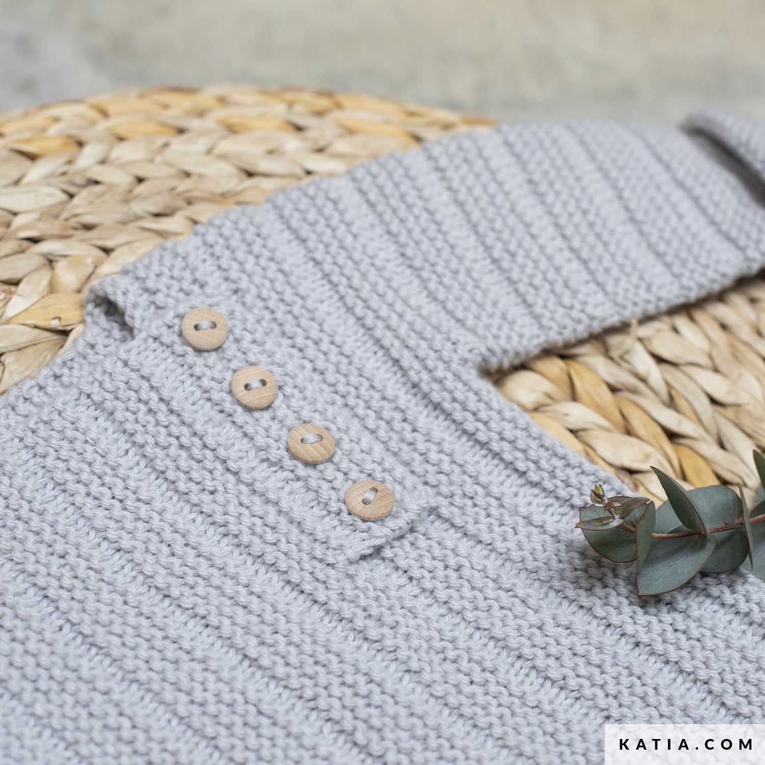 Ribbed Baby Sweater Kit by Creativa Atelier kit