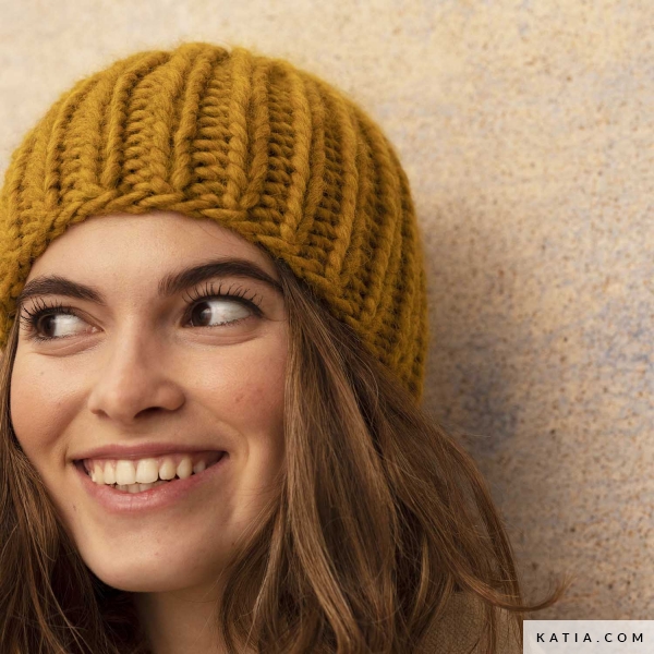 Kit Cappello Ferri Circolari di Carmen G. de Mora - kit | Katia.com