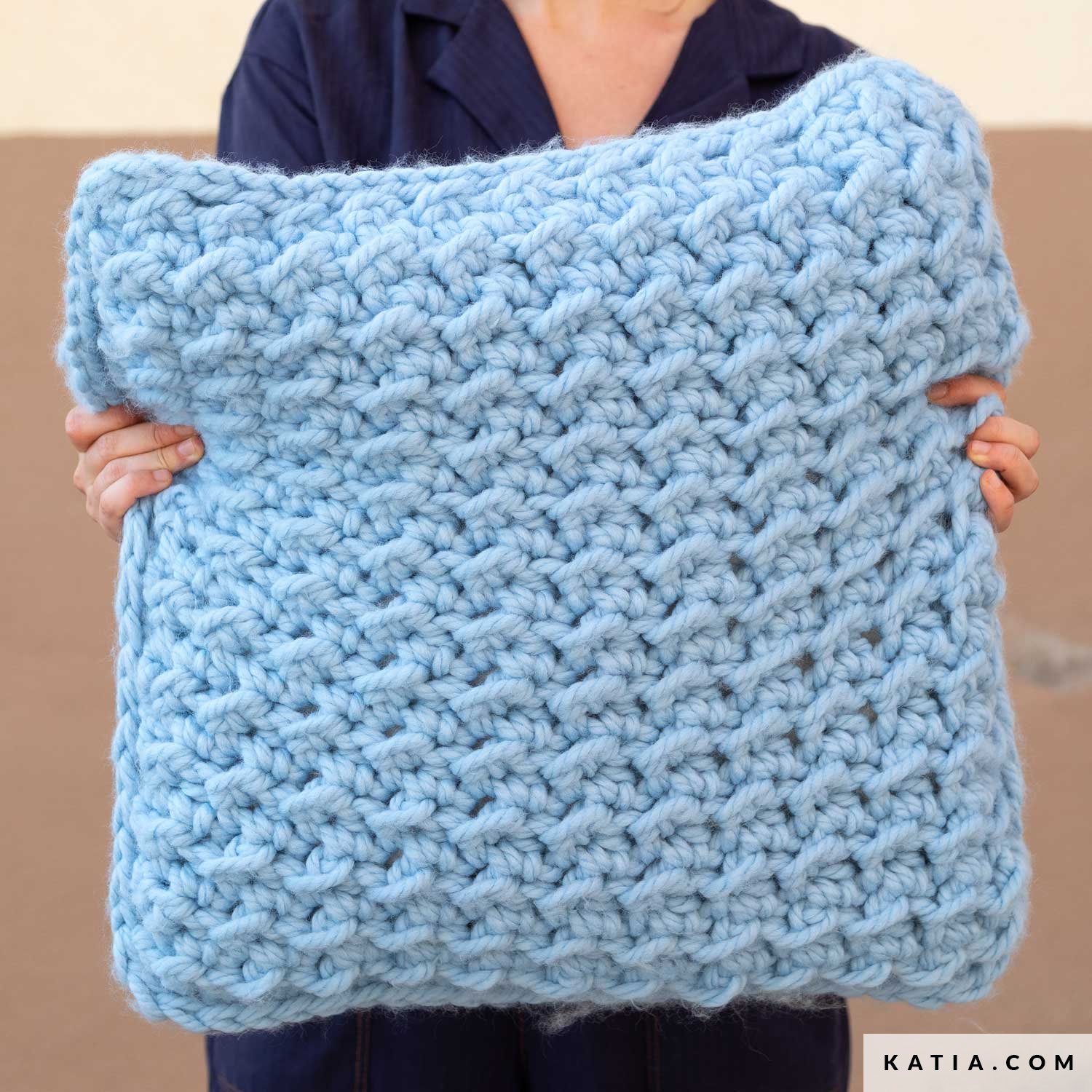 Coussin Habitat Automne Hiver Modeles Patrons Katia Com