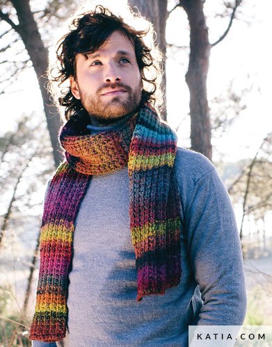 Superficie lunar usted está una taza de Bufanda - Hombre - Otoño / Invierno - patrones | Katia.com