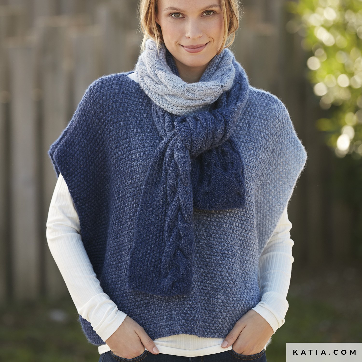 Mode Gebreide artikelen Gebreide poncho’s hessnatur Gebreide poncho lichtgrijs-zwart abstract patroon casual uitstraling Mode Gebreide artikelen Gebreide poncho’s hessnatur Gebreide poncho lichtgrijs-zwart abstract patroon casual uitstraling
