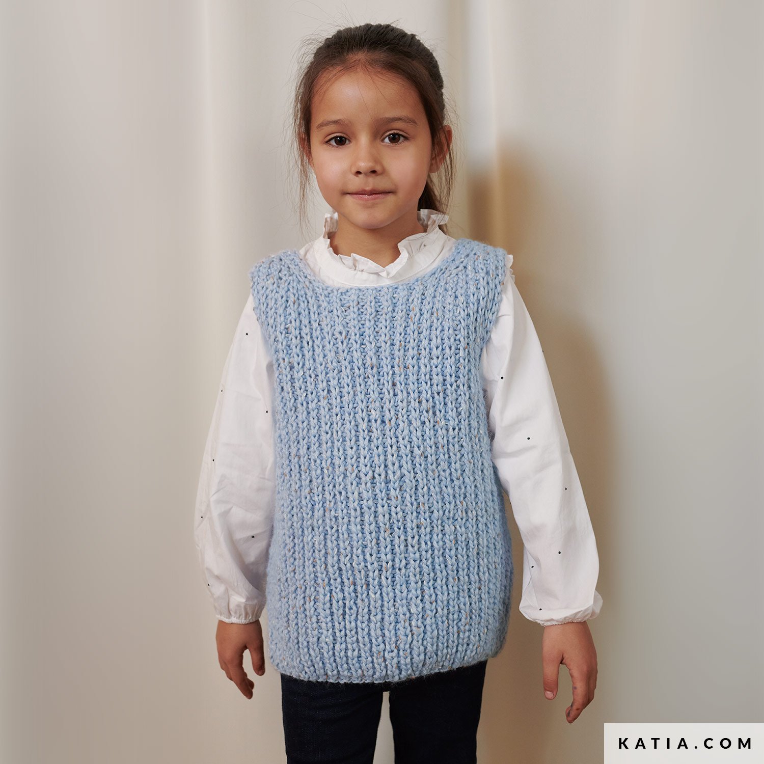 tricoter un gilet sans manches pour fillette