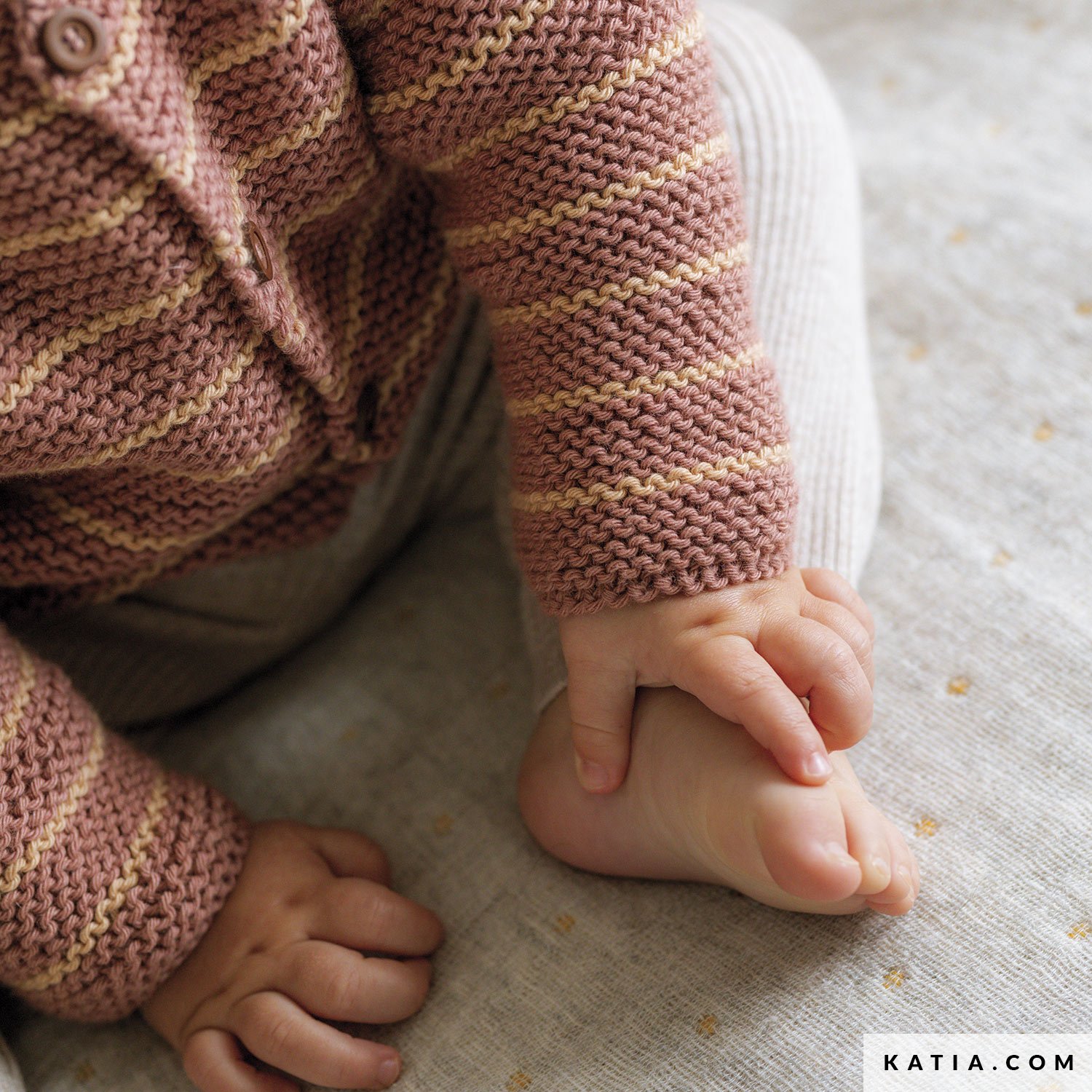 Veste Layette Automne Hiver Modeles Patrons Katia Com