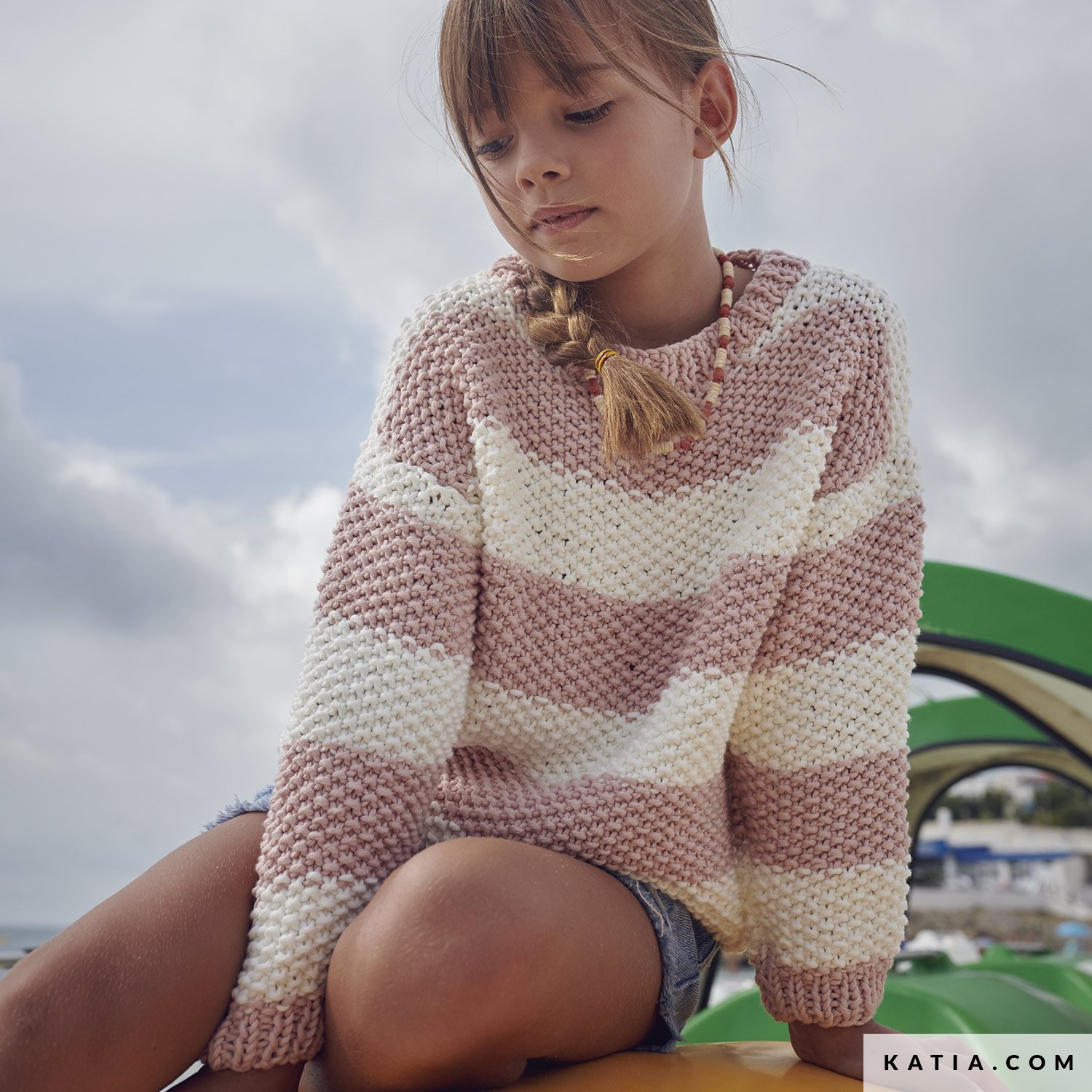 Pull à col roulé drapeau américain ivoire pour enfants | Le chariot rouge – The Red Wagon