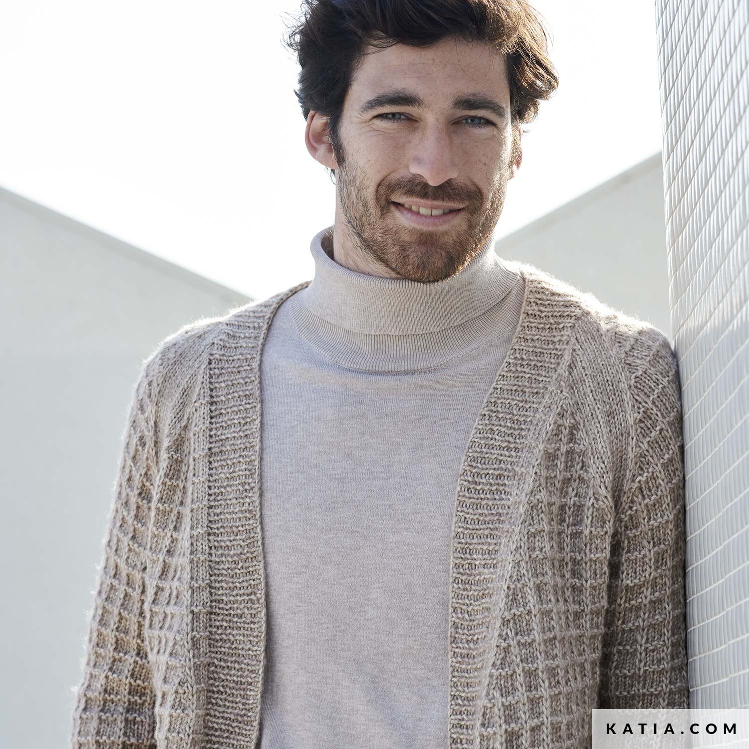 Cardigan Tricot Homme Col Montant Skrsila - Boutons, Manches Longues, Coton 95% - Automne/Hiver