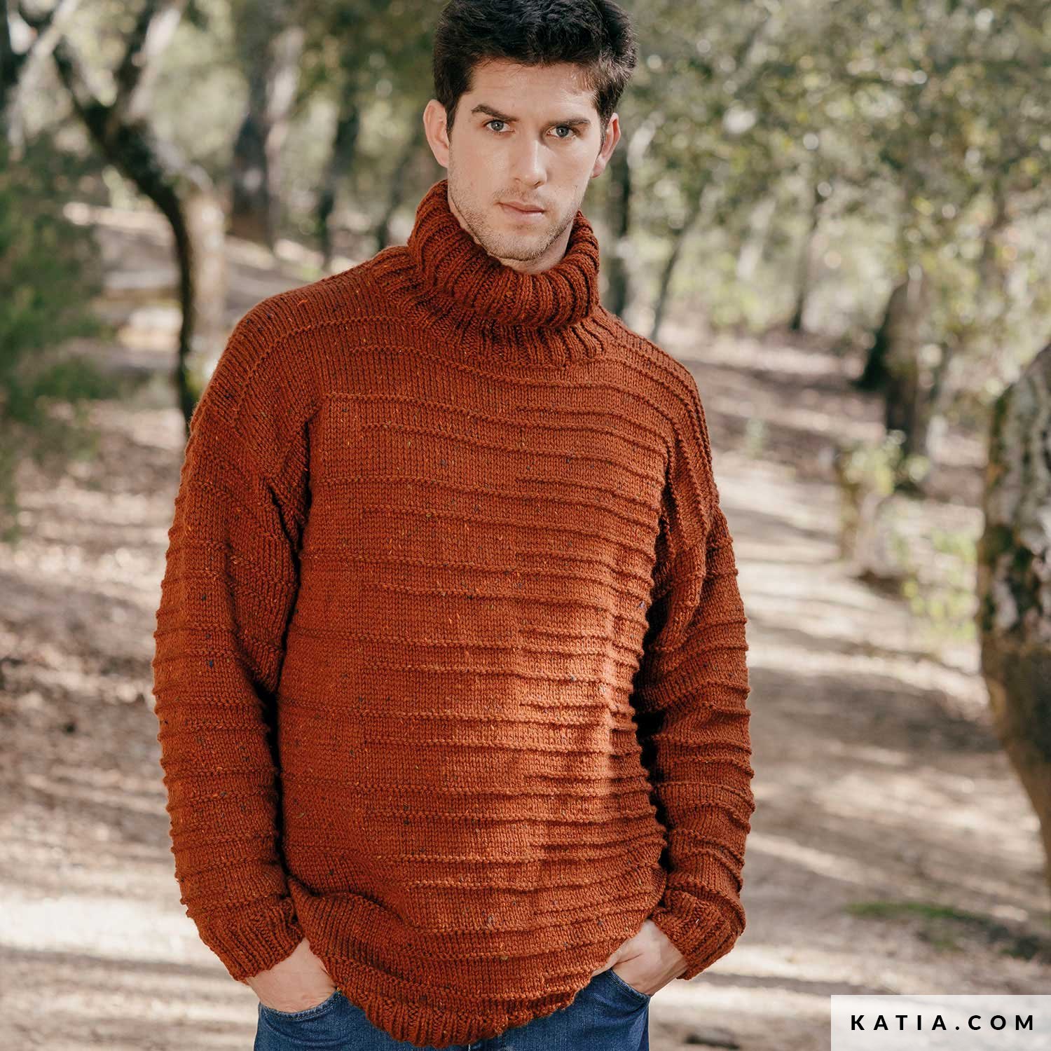 Jersey de hombre de lana merino con cuello vuelto - Toda la ropa de punto  para hombre - Novedades 2024