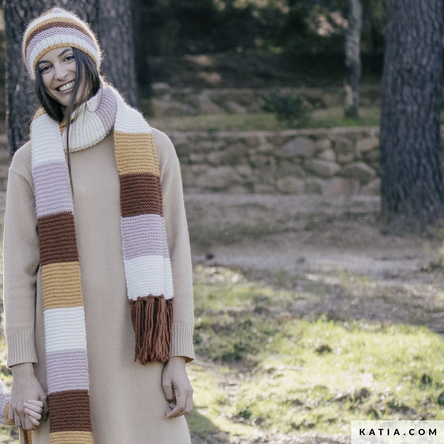 Set - Woman - Autumn / Winter - models & patterns | Katia.com