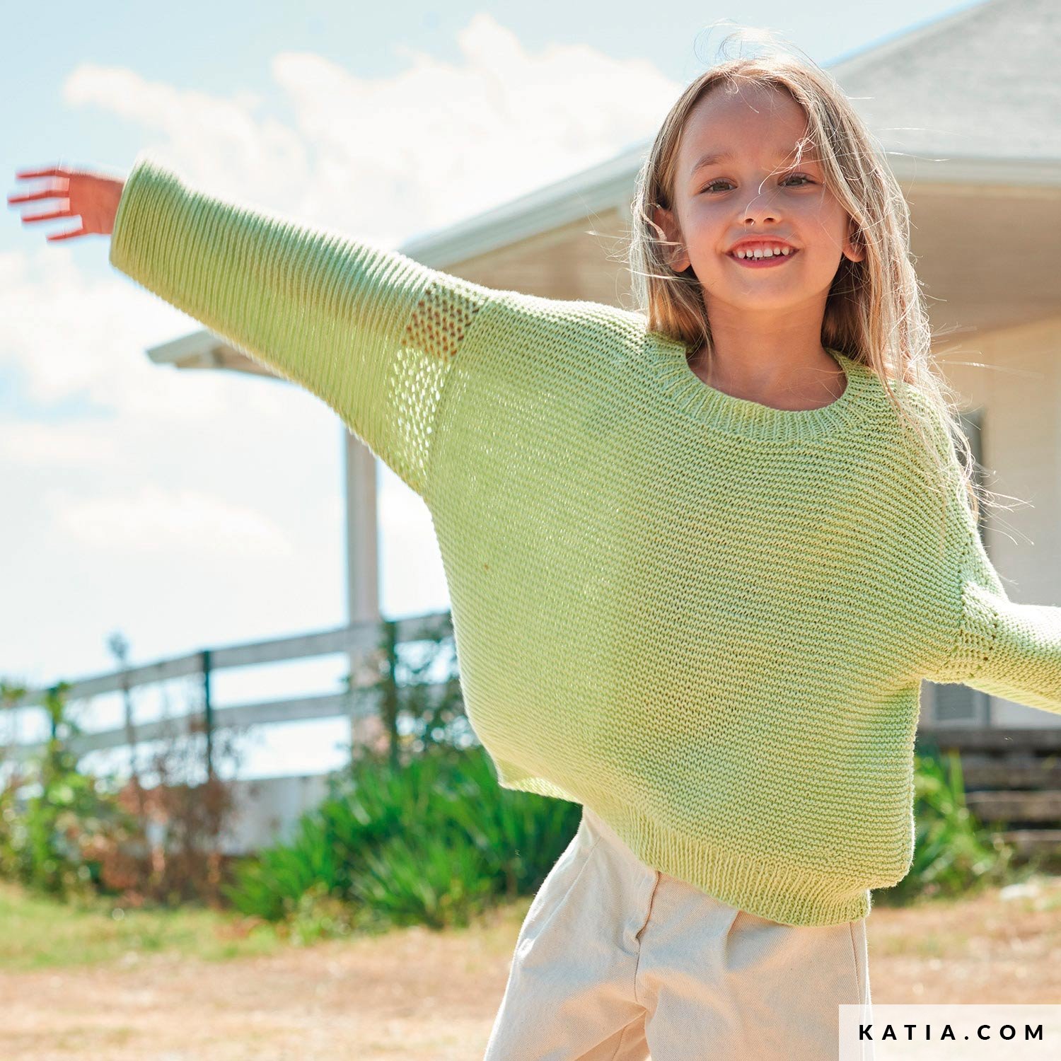 Tricot girly : un pull pour petite fille sage - SuperMadame