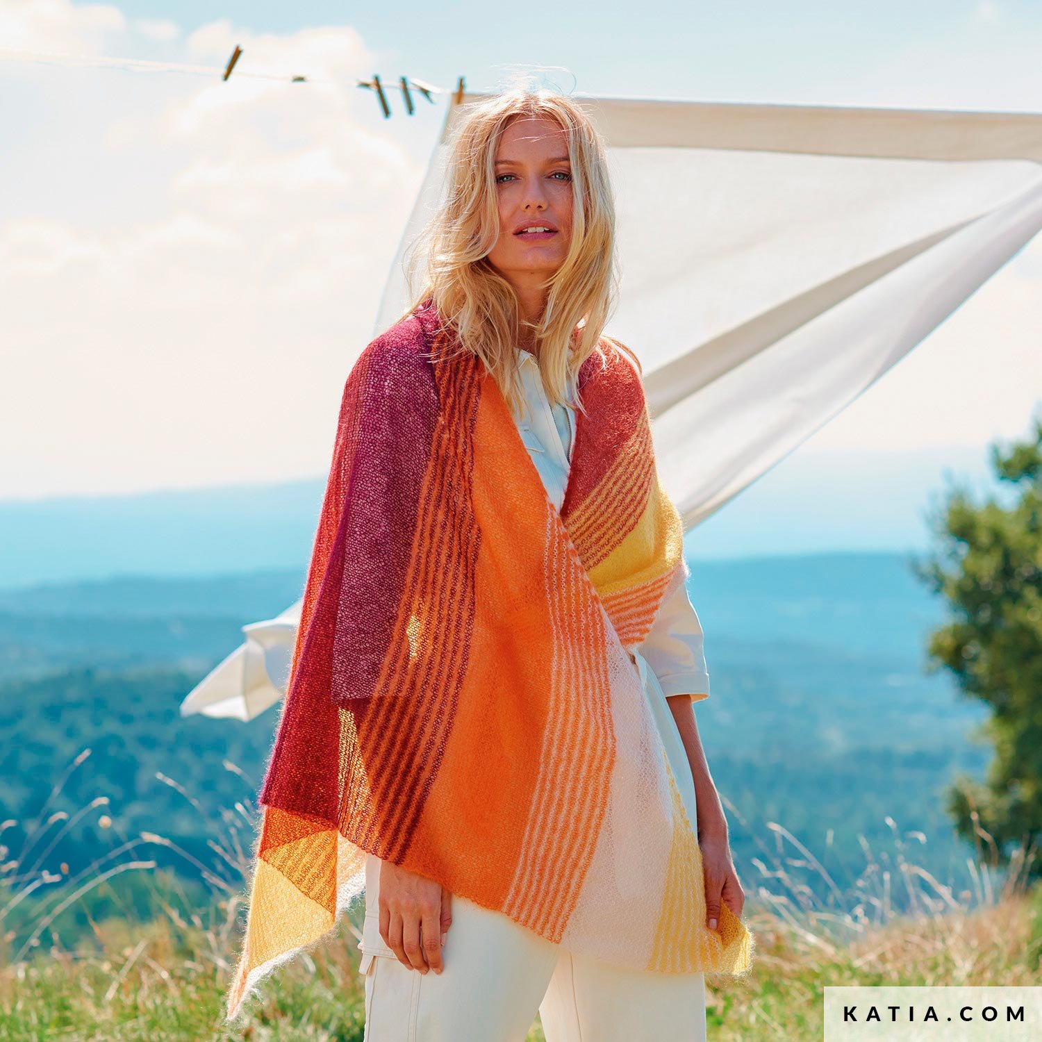 KAVINGKALY Spring Collection Foulards Femmes Léger Soie Châle Paon Motif Foulards et Echarpes Cadeaux pour Les Femmes(Pattern B KAVINGKALY Spring Collection Foulards Femmes Léger Soie Châle Paon Motif Foulards et Echarpes Cadeaux pour Les Femmes(Pattern B