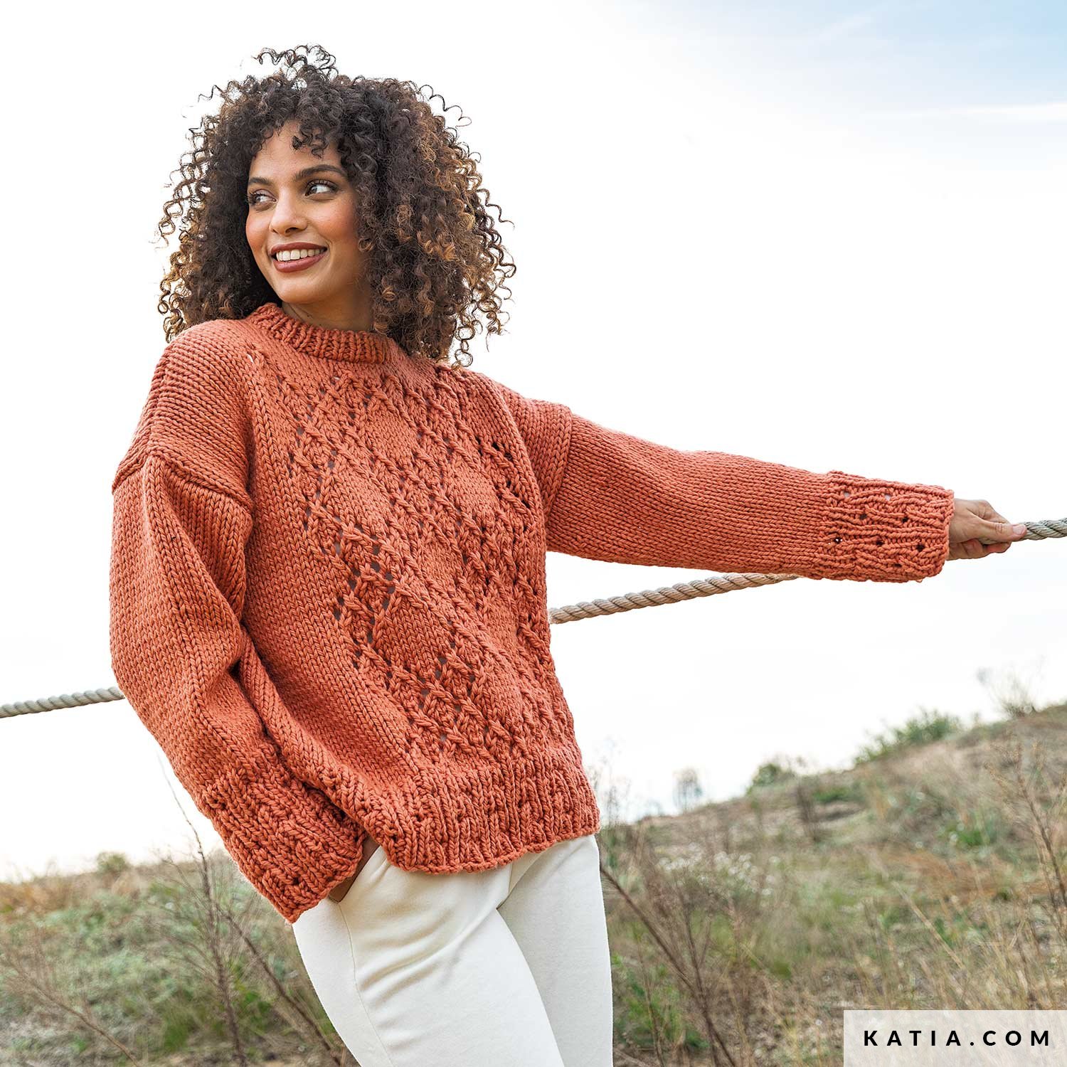 Sweater - Woman - Autumn / Winter - models & patterns | Katia.com