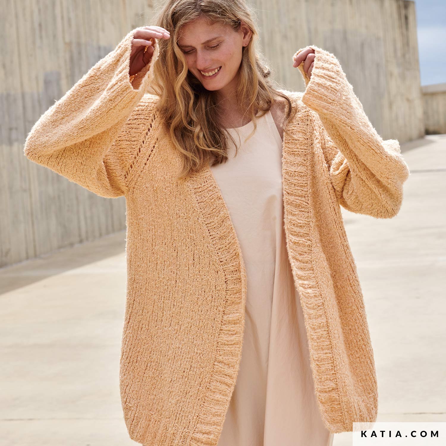 Jacket - Woman - Spring / Summer - models & patterns | Katia.com