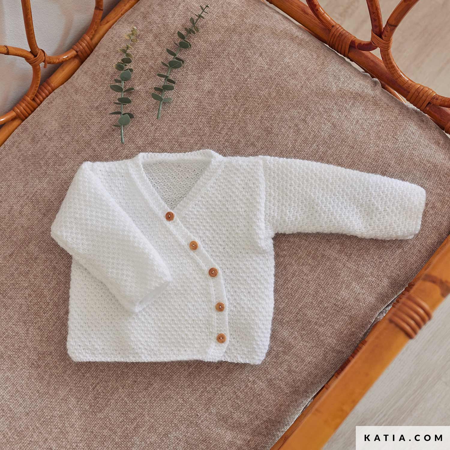 Jacket - Baby - Autumn / Winter - models & patterns | Katia.com