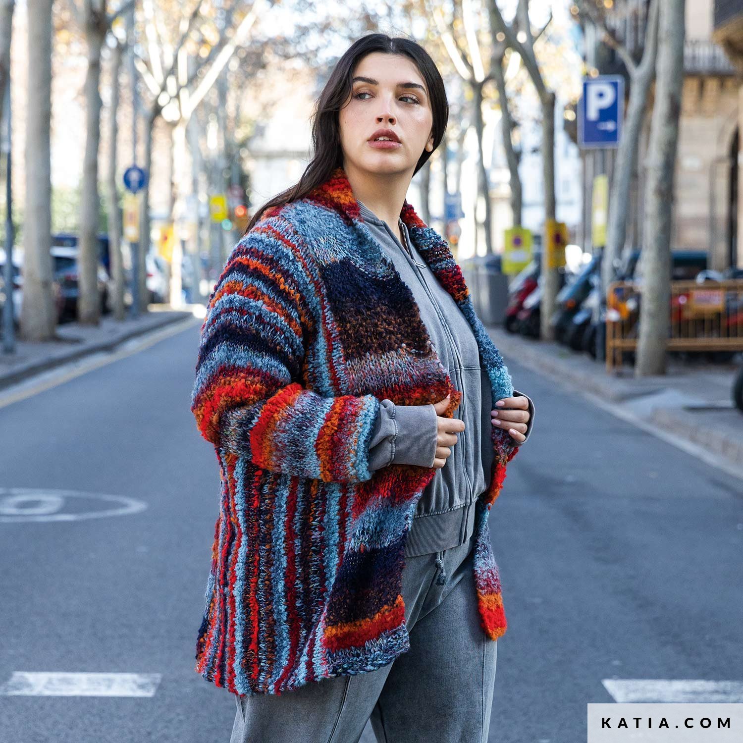 Jacket - Woman - Autumn / Winter - models & patterns | Katia.com