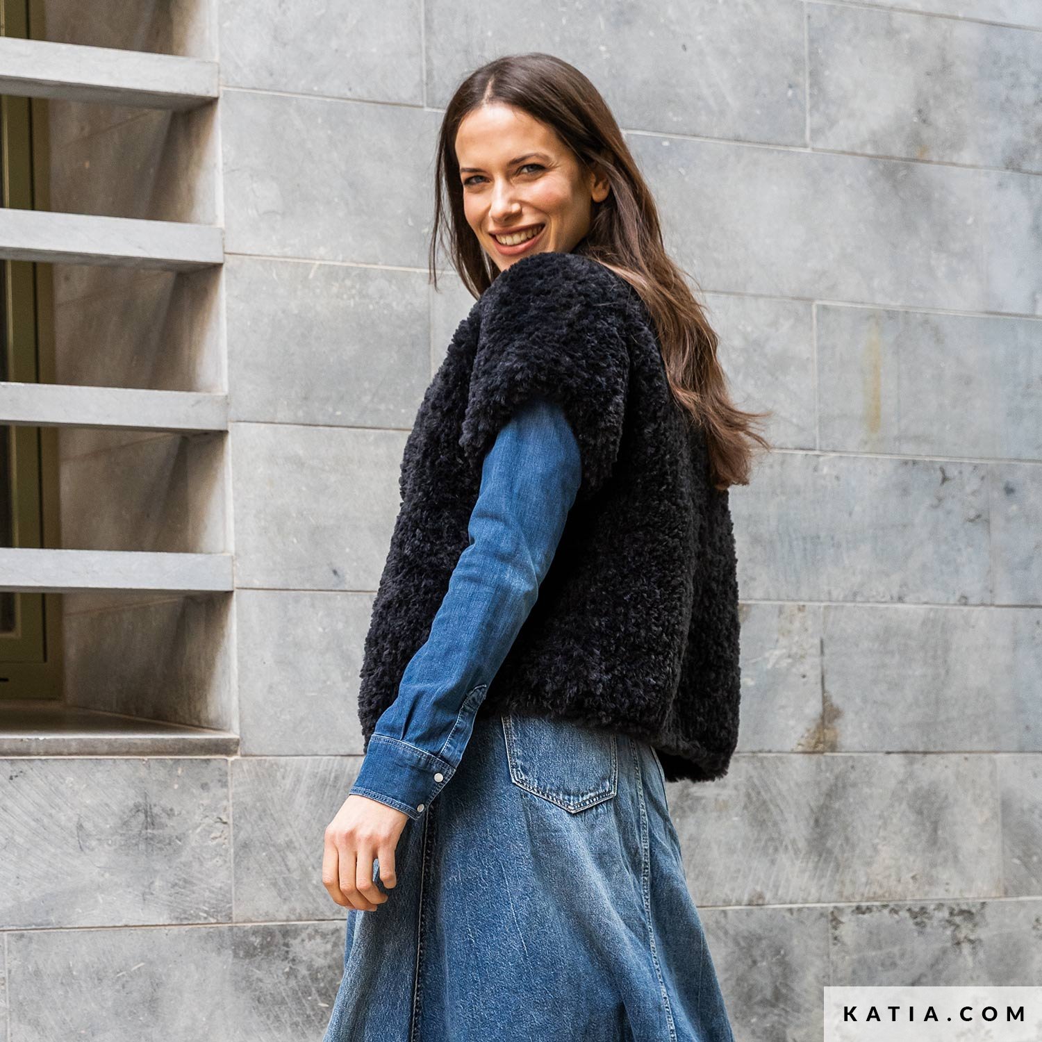 Jacket - Woman - Autumn / Winter - models & patterns | Katia.com