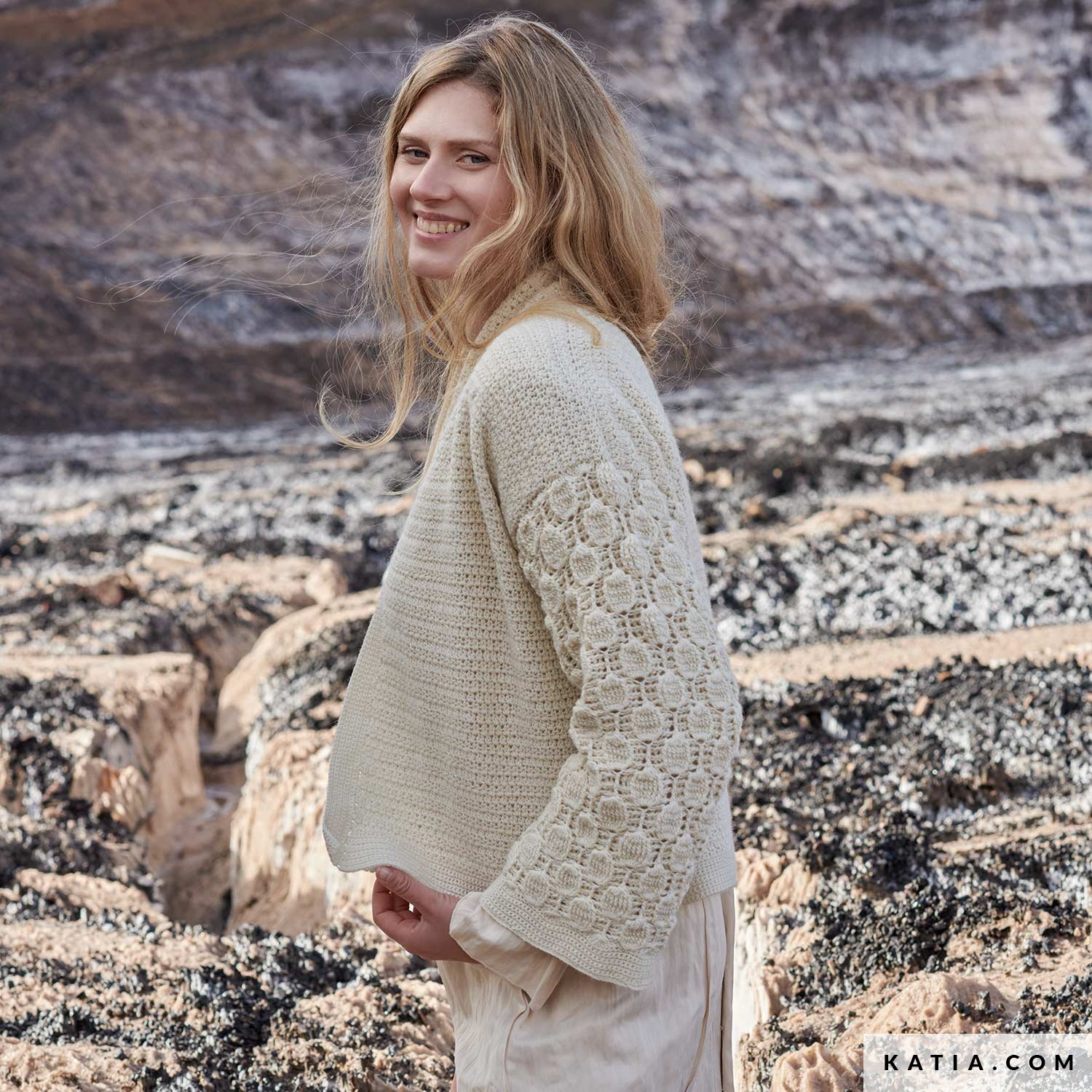 Jacket - Woman - Autumn / Winter - models & patterns | Katia.com