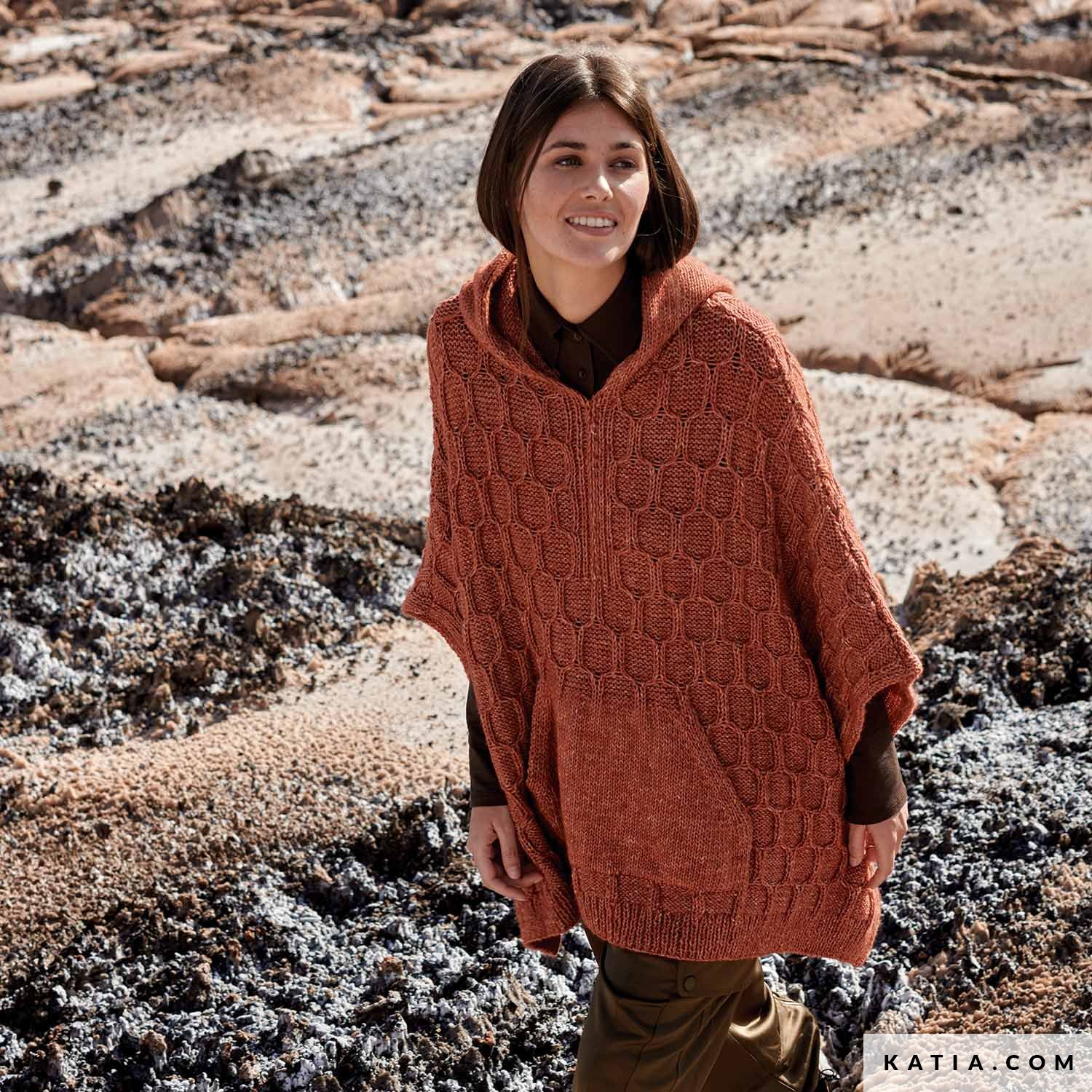 Poncho - Woman - Autumn / Winter - models & patterns | Katia.com