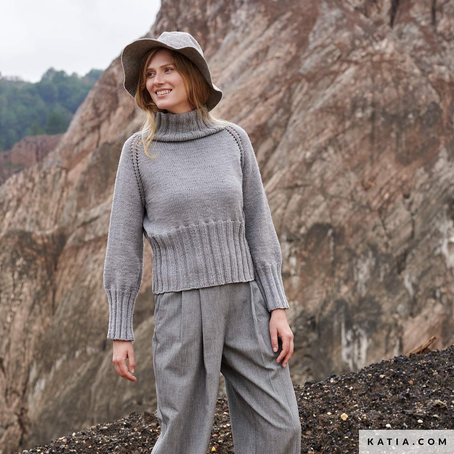 Sweater - Woman - Autumn / Winter - models & patterns | Katia.com