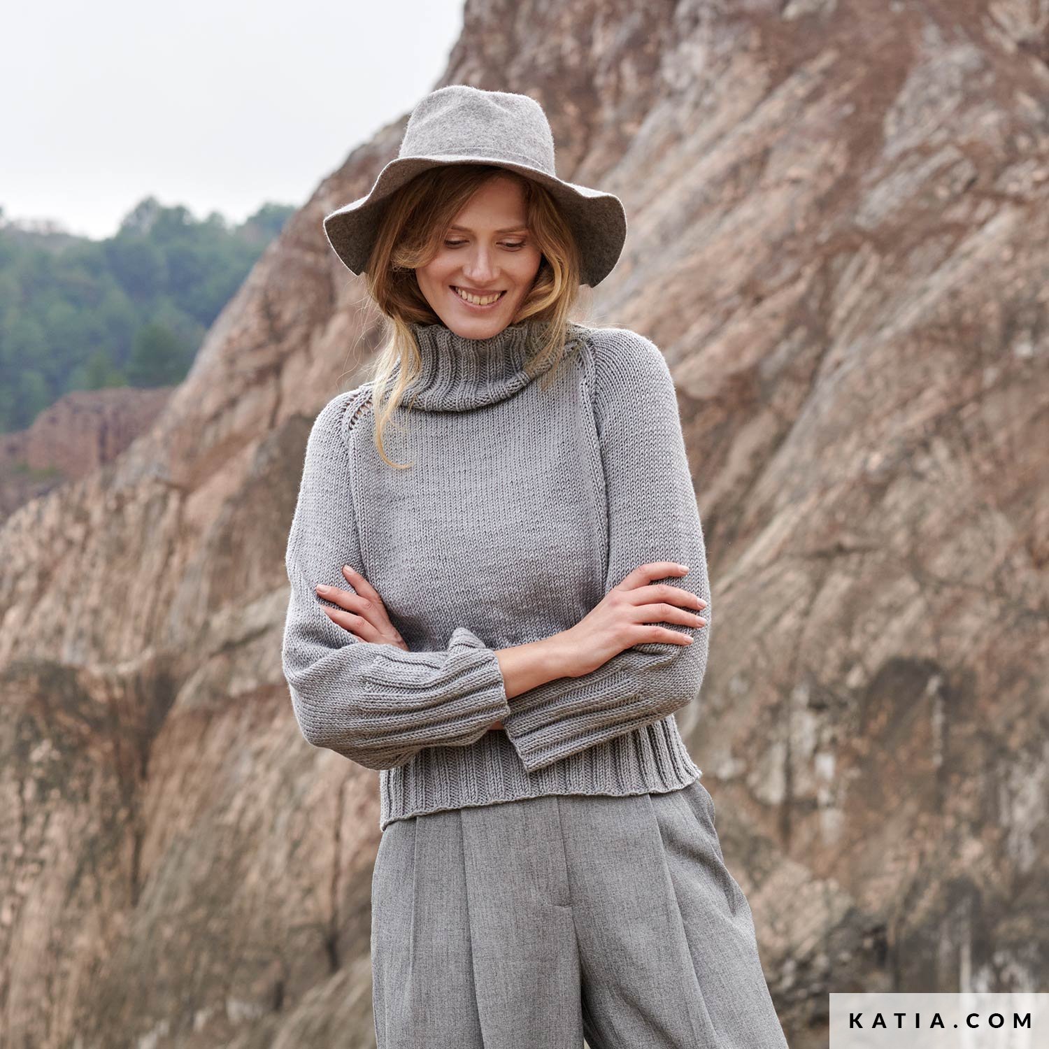 トップス OUAT 24aw  KNIT Sweater - Woman - Autumn / Winter - models & patterns | Katia.com