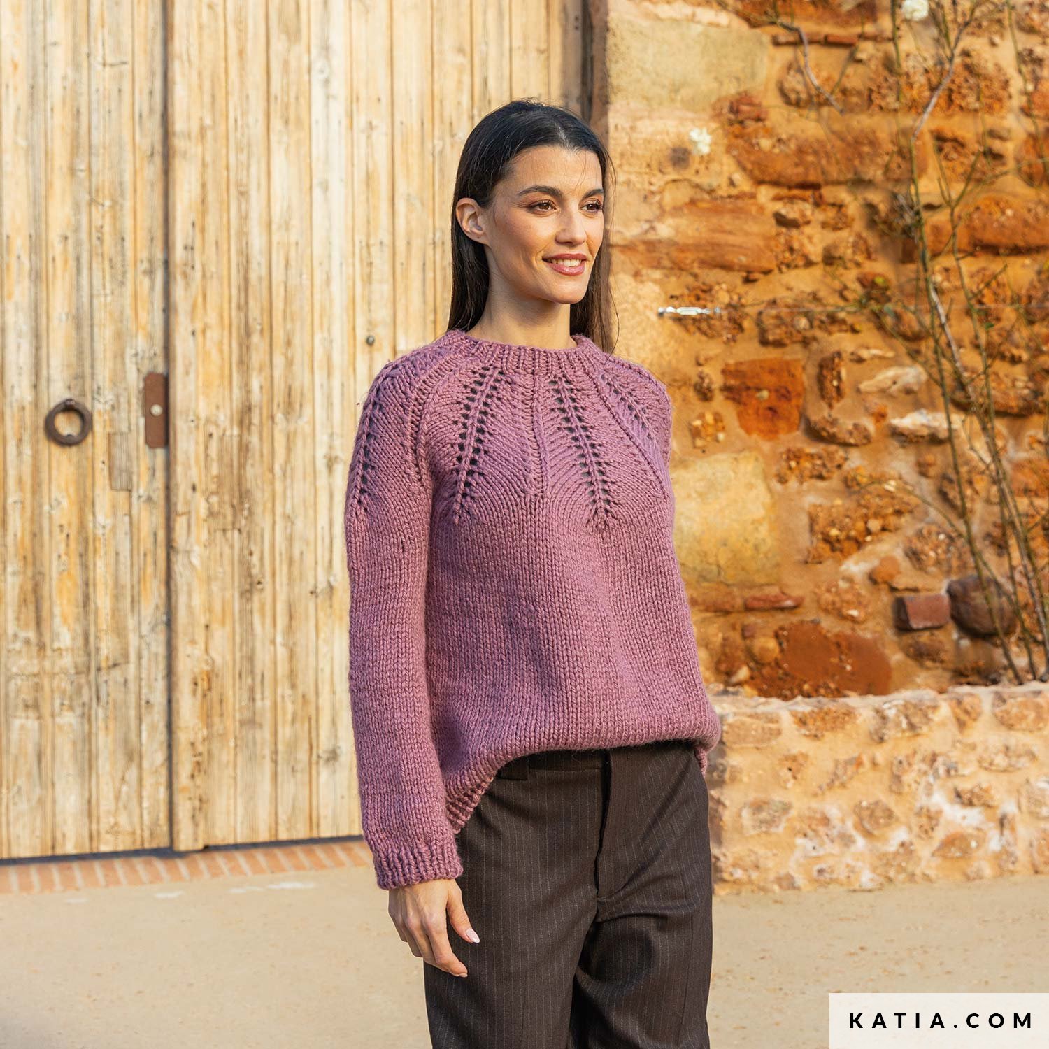 Sweater - Woman - Autumn / Winter - models & patterns | Katia.com