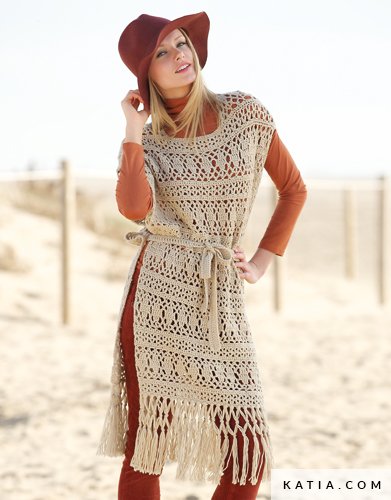 Poncho - Woman - Autumn / Winter - models & patterns | Katia.com