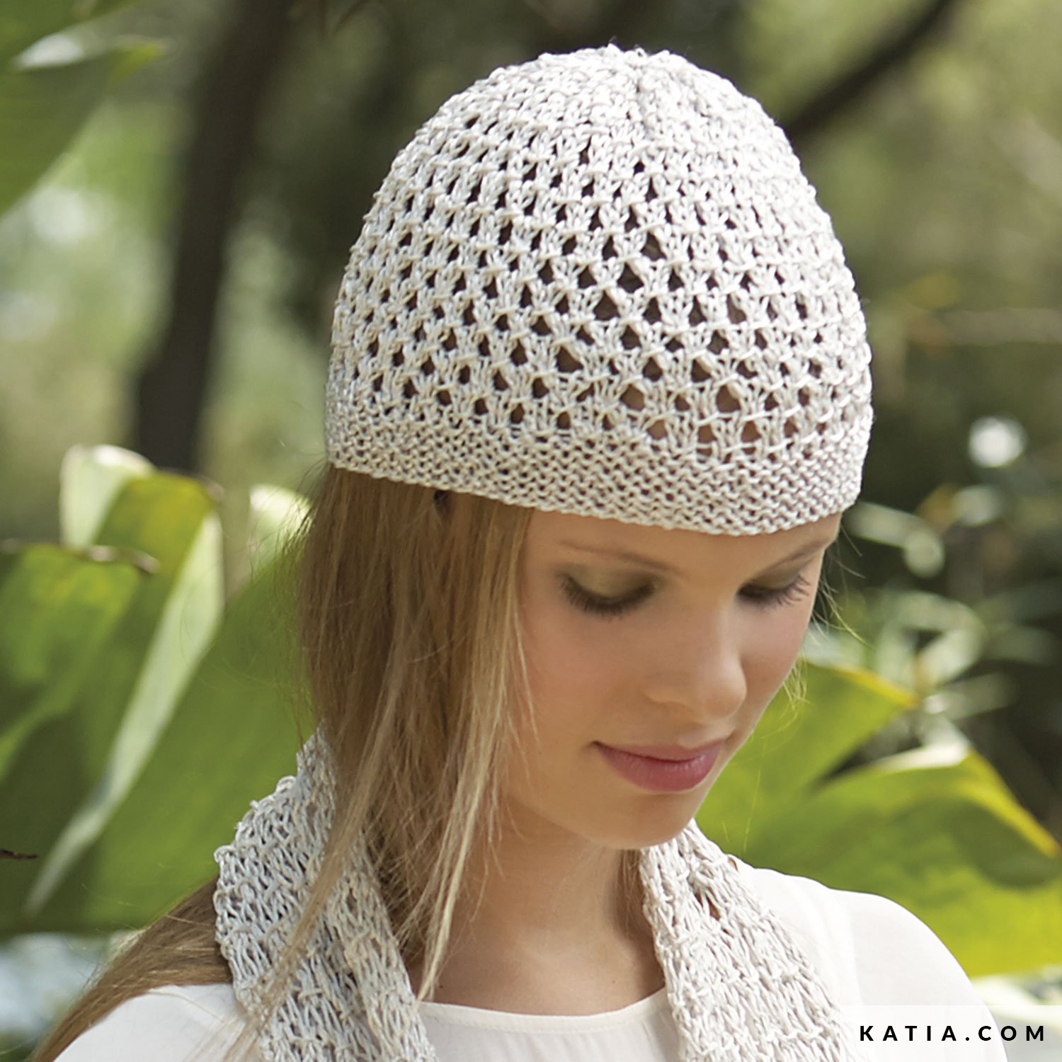 Bonnet femme coton feuilles d'or