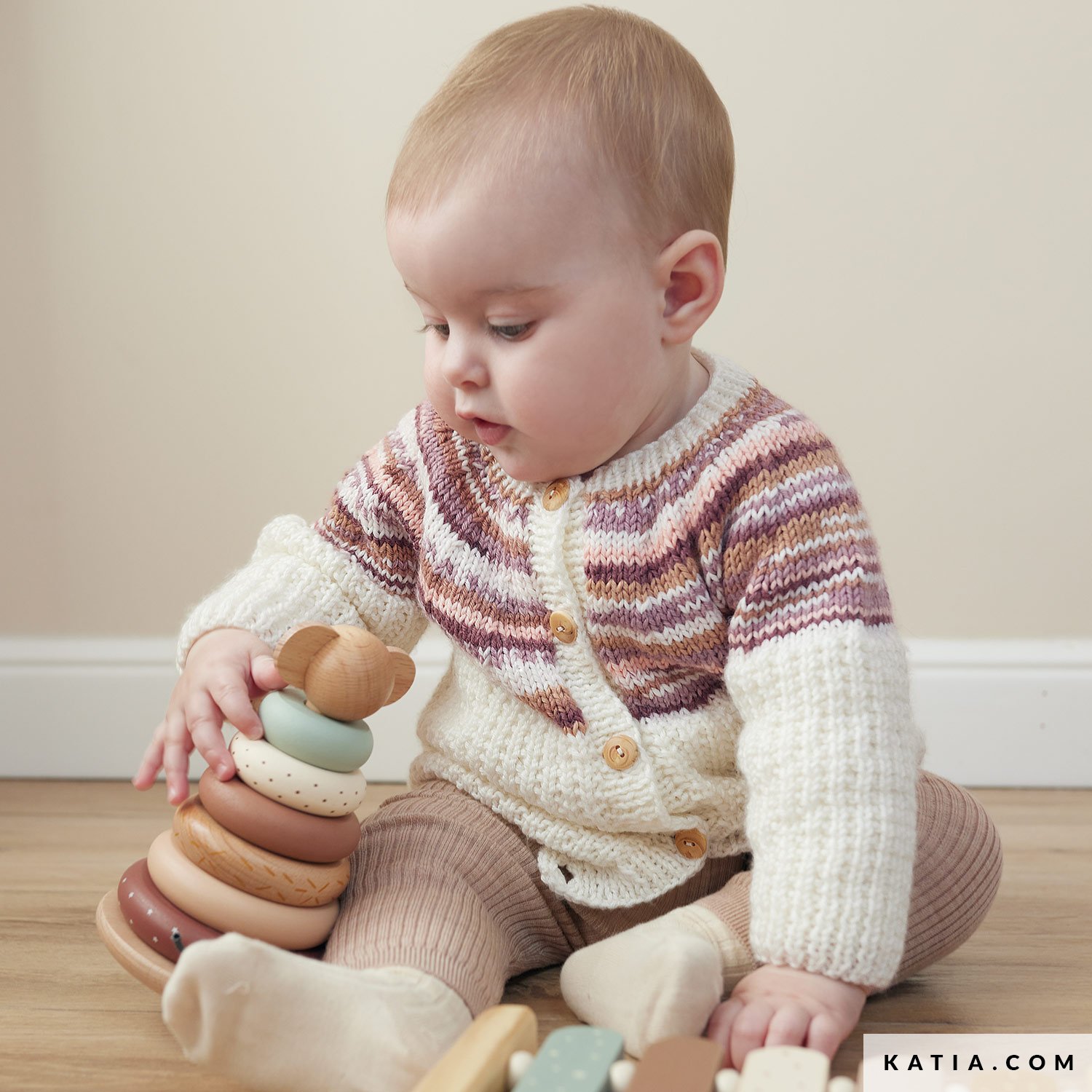 Katie - Katie baby toys カーディガン Jacket - Baby - Autumn / Winter - models & patterns | Katia.com