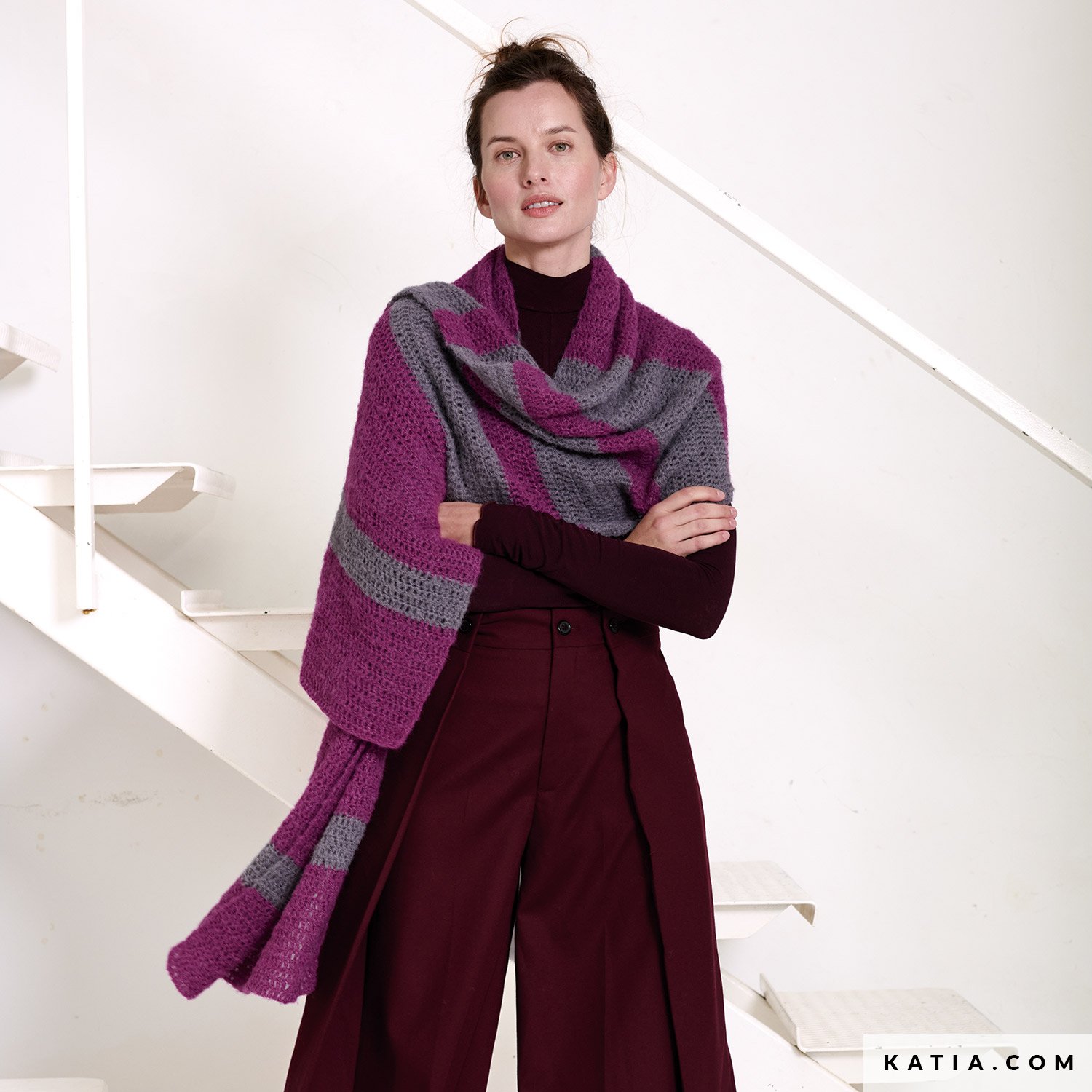 Dubbel gebreide alpaca shawl met patroon in warme kleuren LUNA