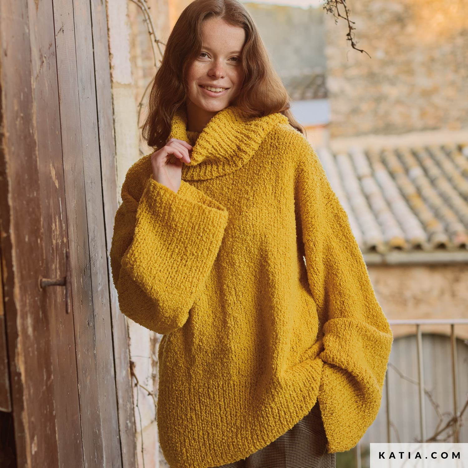 Sweater - Woman - Autumn / Winter - models & patterns | Katia.com