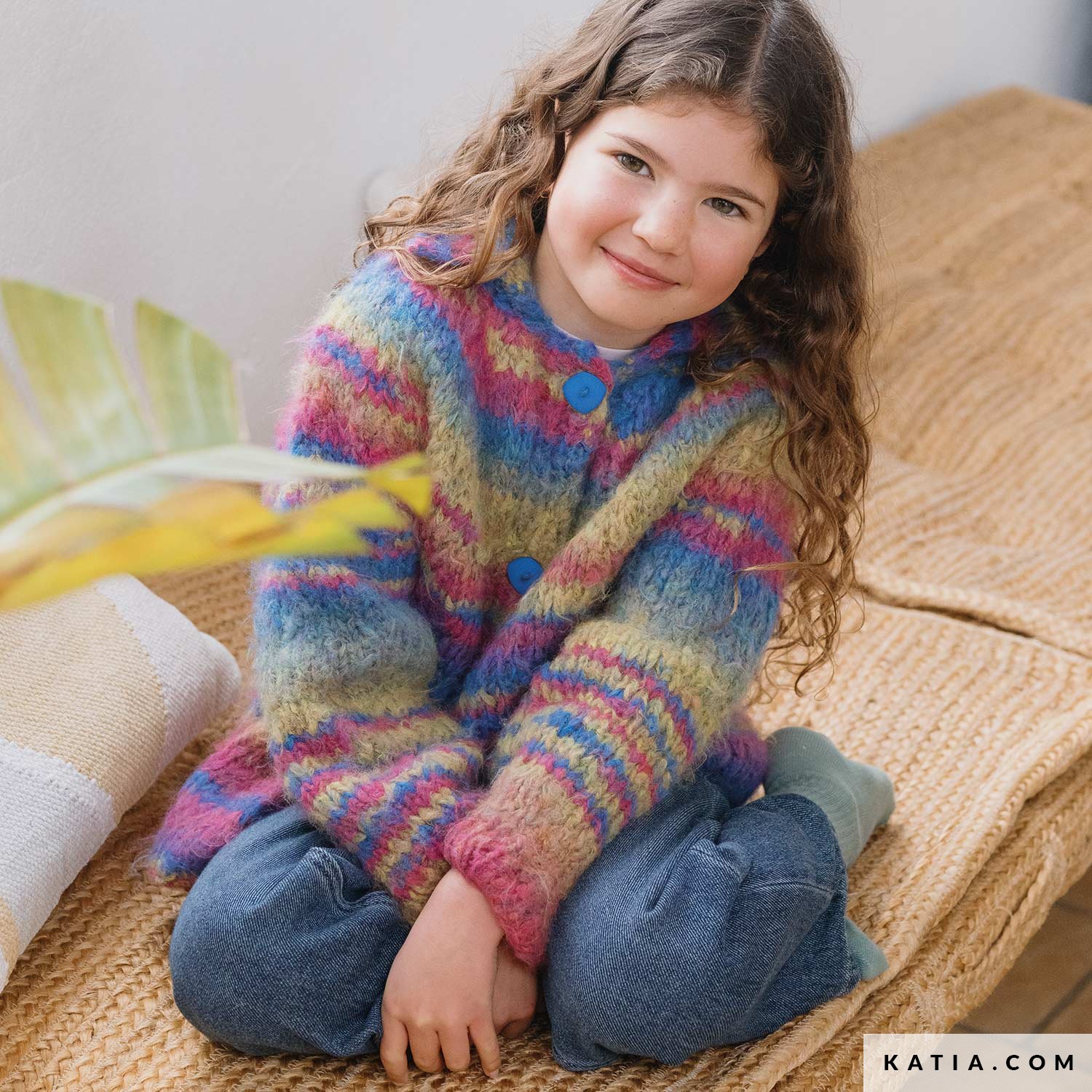 Jacket - Kids - Autumn / Winter - models & patterns | Katia.com