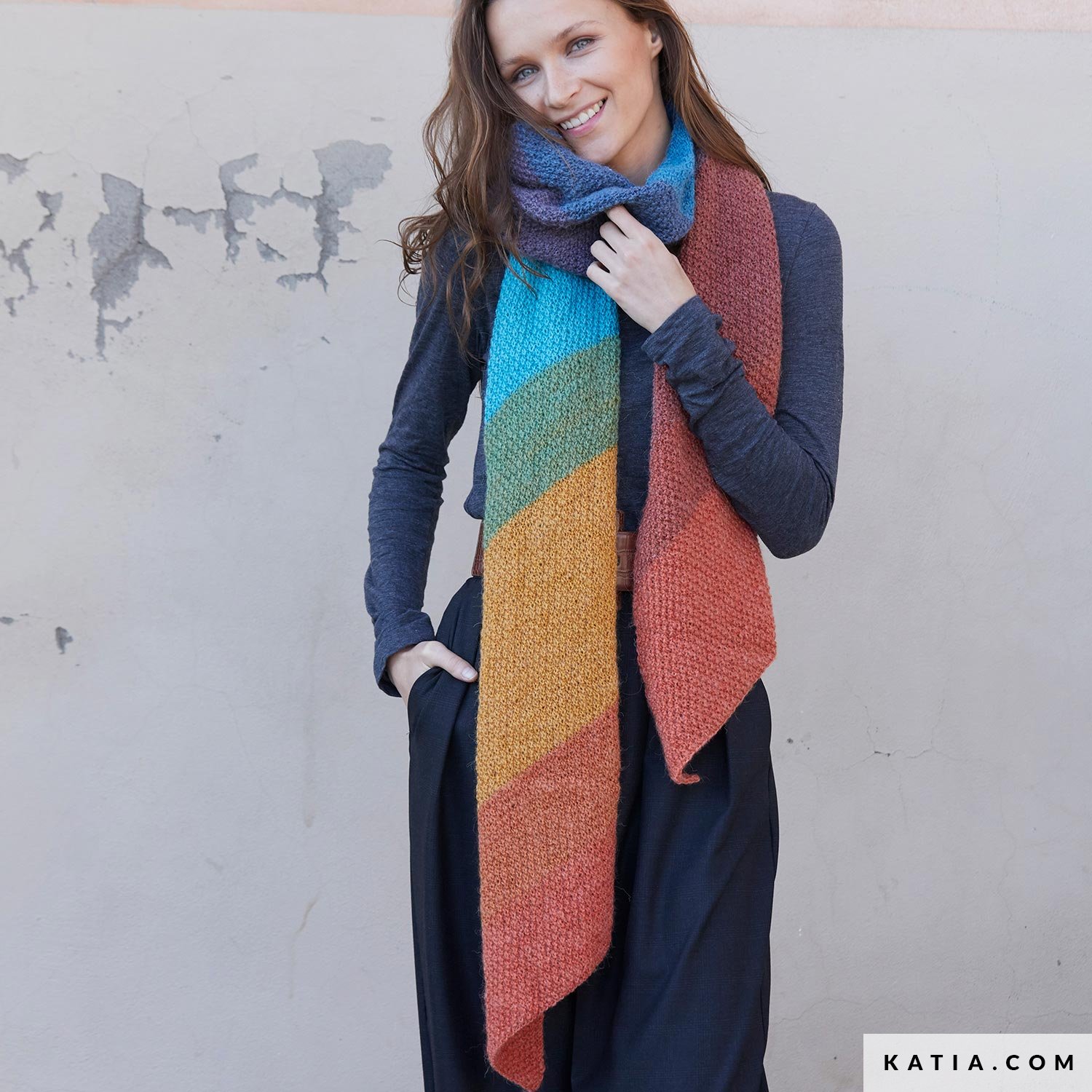 Echarpe Douce Grand Format Unie Vert Avec Franges Collection Automne