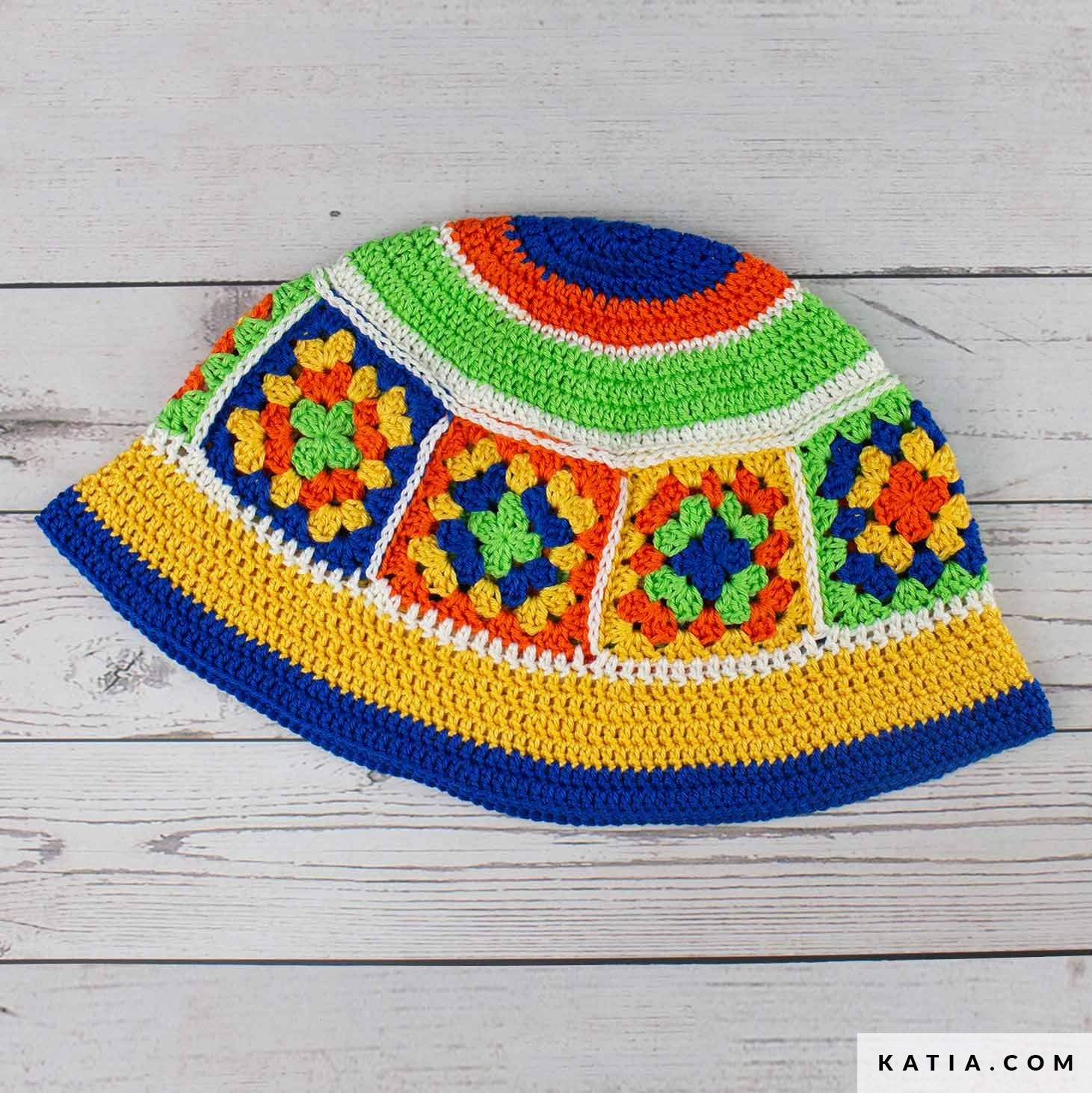 Berretto Di Lana Lavorato A Mano Con Fiore All'uncinetto In Grigio - Italia - Foto 3