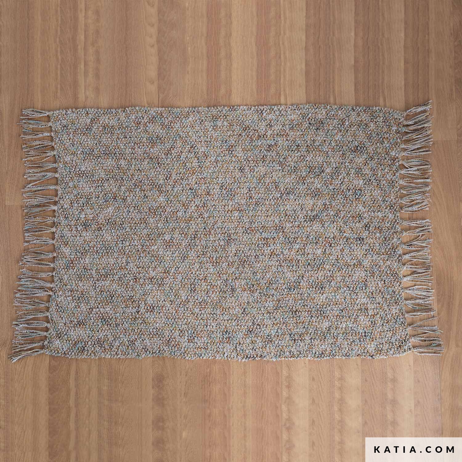 Rug - Home - Autumn / Winter - models & patterns | Katia.com