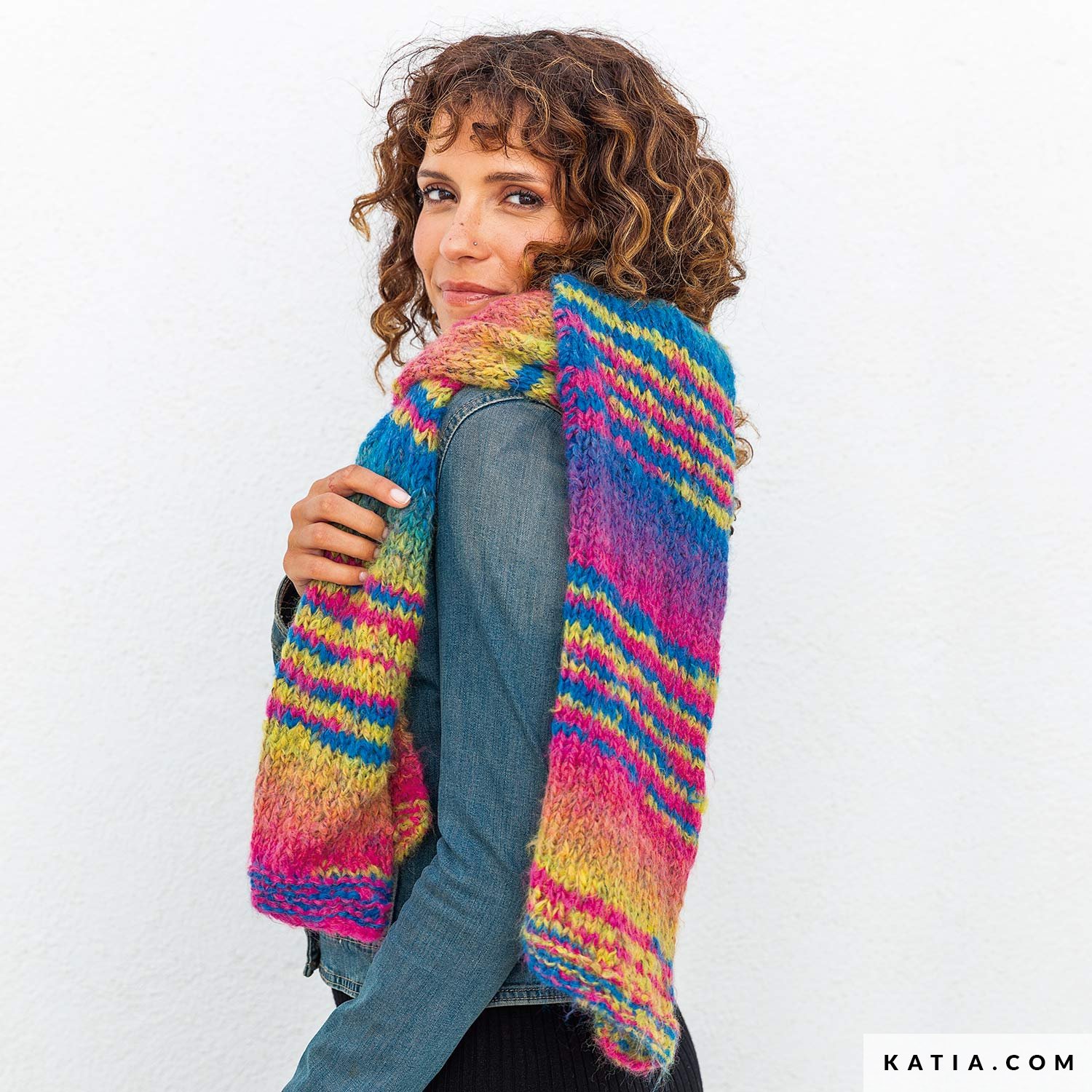 Echarpe Laine VIVISENCE Écharpe Femme Pour L'hiver L'automne Élégante En Laine Chaude Modèle Idéal Pour Les Jours Froids Taille 205X65cm Adaptée À Toutes Les Tenues 7101, Rouge,Taille Unique écharpe Laine
