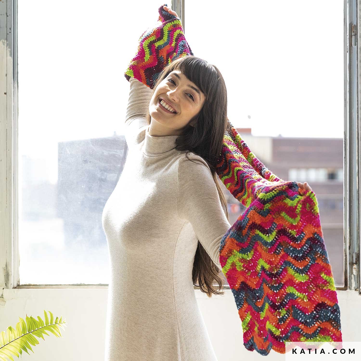 Kit de crochet - Écharpe ajourée multicolore Angelo par Katia