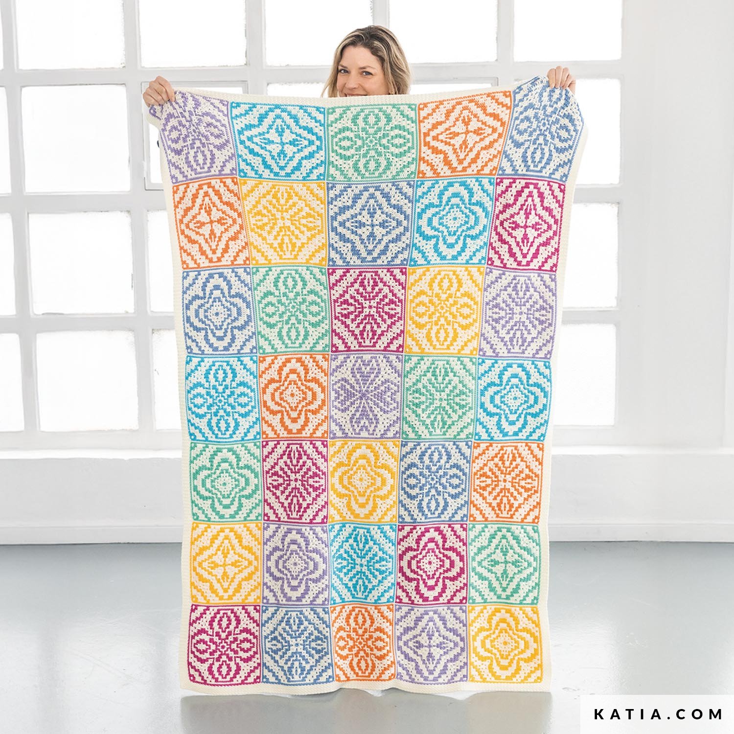 Blanket - Home - Spring / Summer - models & patterns | Katia.com