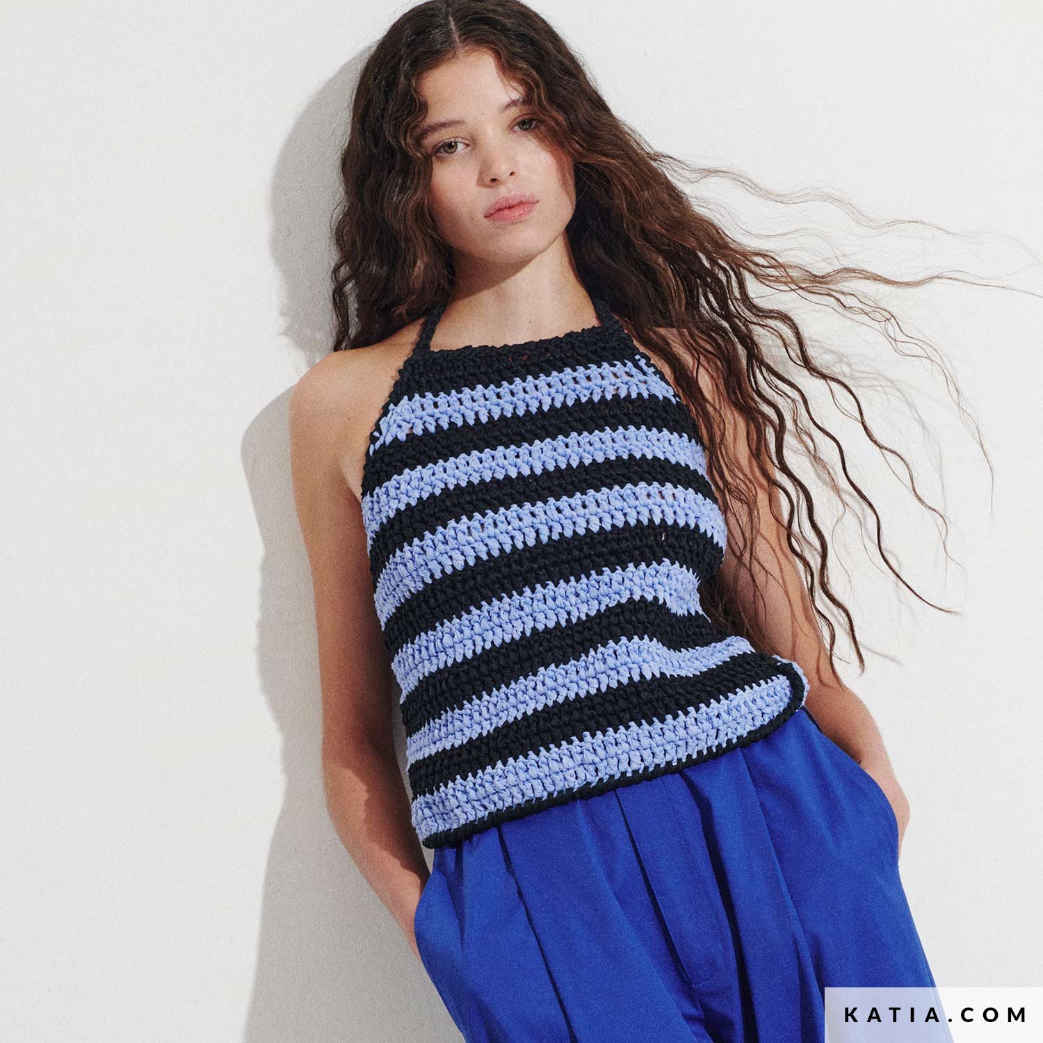 pattern-knit-crochet-woman-top