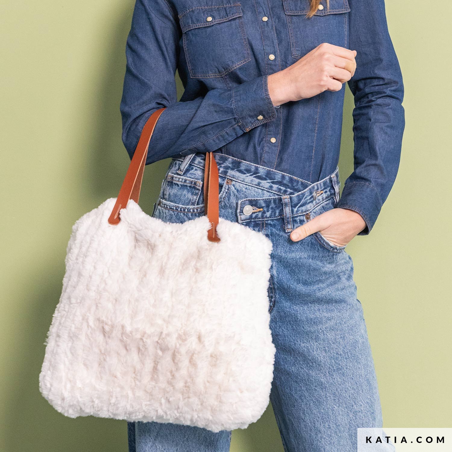 Bag - Woman - Autumn / Winter - models & patterns | Katia.com