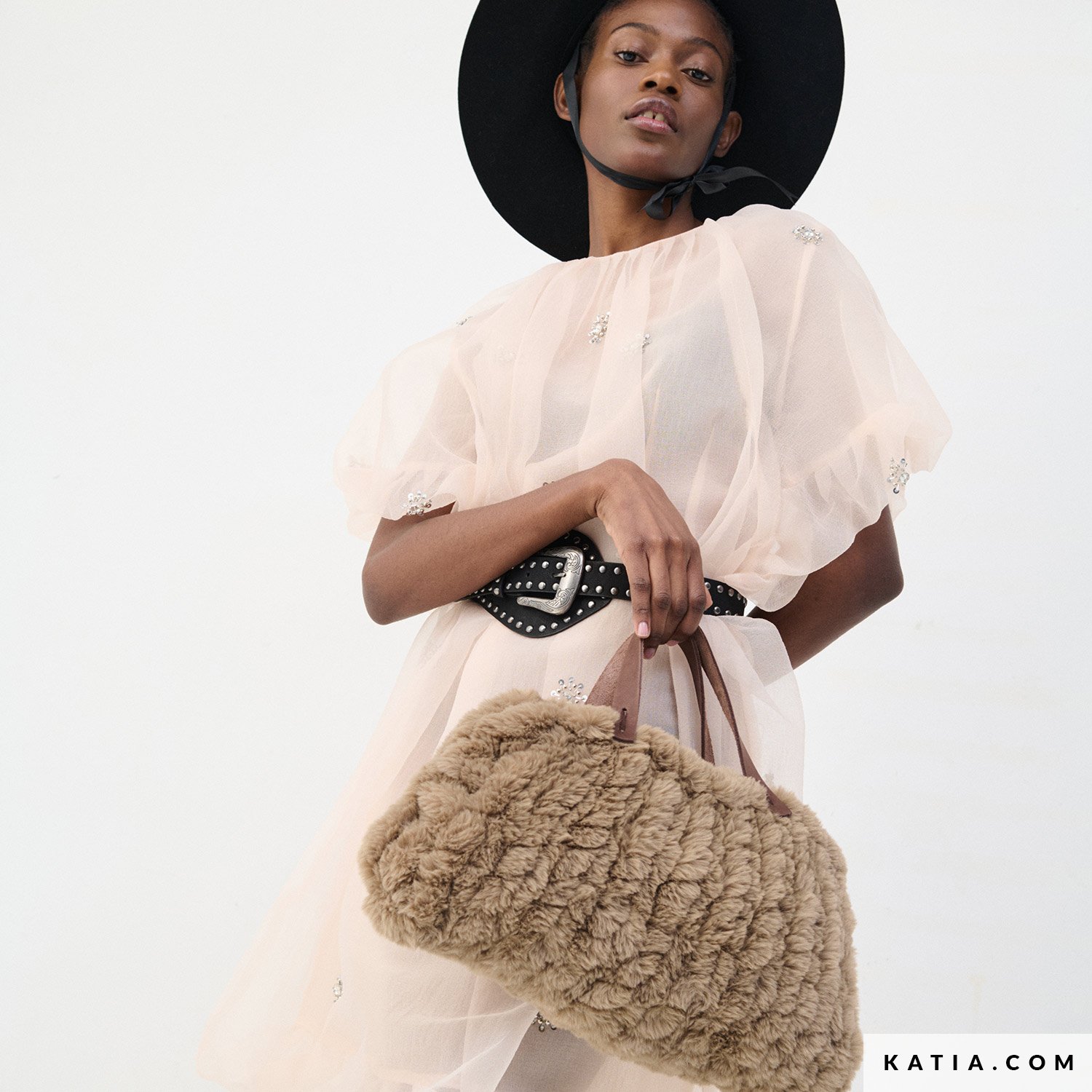 Bag - Woman - Autumn / Winter - models & patterns | Katia.com