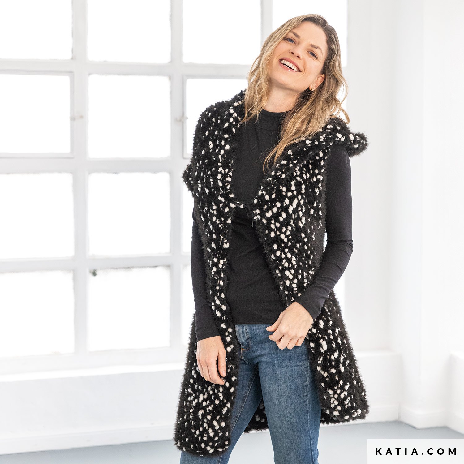 Vest - Woman - Autumn / Winter - models & patterns | Katia.com