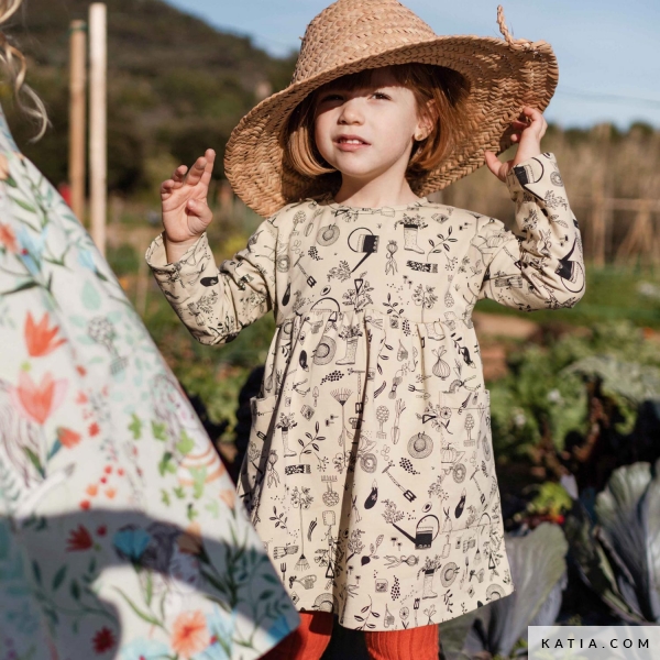 Free Easy Breezy Halter Dress Pattern! (girls sizes 3 to 10