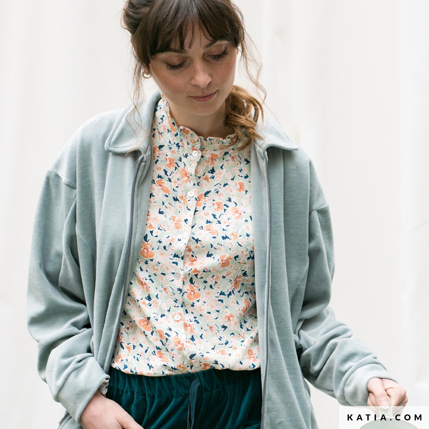 Chemisier Femme Chaus Taille S – Froncé Devant, Col V, Motifs Géométriques – Occasion