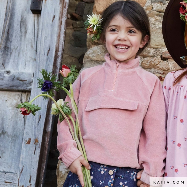 JFAN Enfant Chapeaux d'hiver Tricotés Mignon Bonnet de Chaud pour Enfant  Garçon Fille Double Pompon Cagoule Smiley Knit 2 à 8 Ans,Cachi,Taille  Unique : : Mode