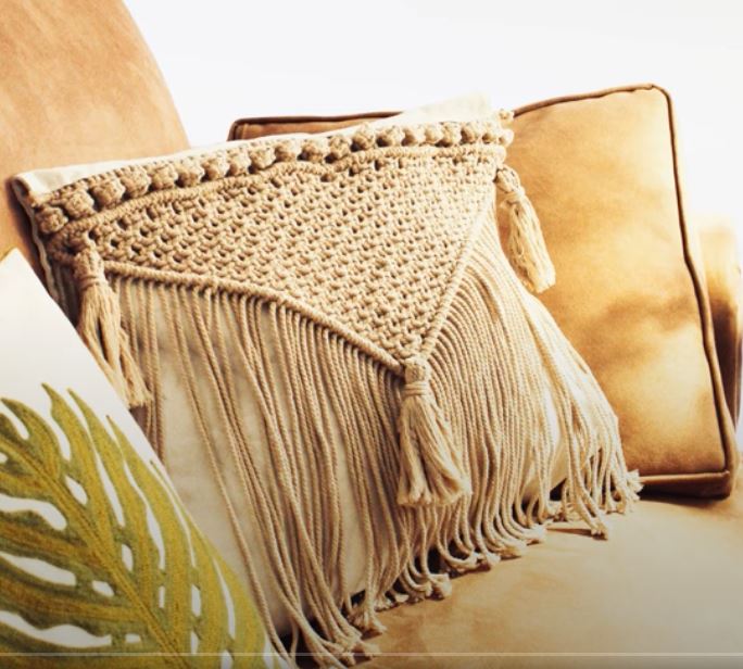 ➰ How to make a Macramé Cushion with Tassels