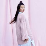 Womens Oversized V-neck Sweater Knitting Pattern - S/S - Easy - (6221-23)