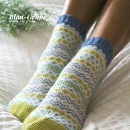 Zigzags and Diamonds Socks Kit by @stine_und_stitch (5006-8 Zigzags and Diamonds Socks Kit by @stine_und_stitch (5006-8